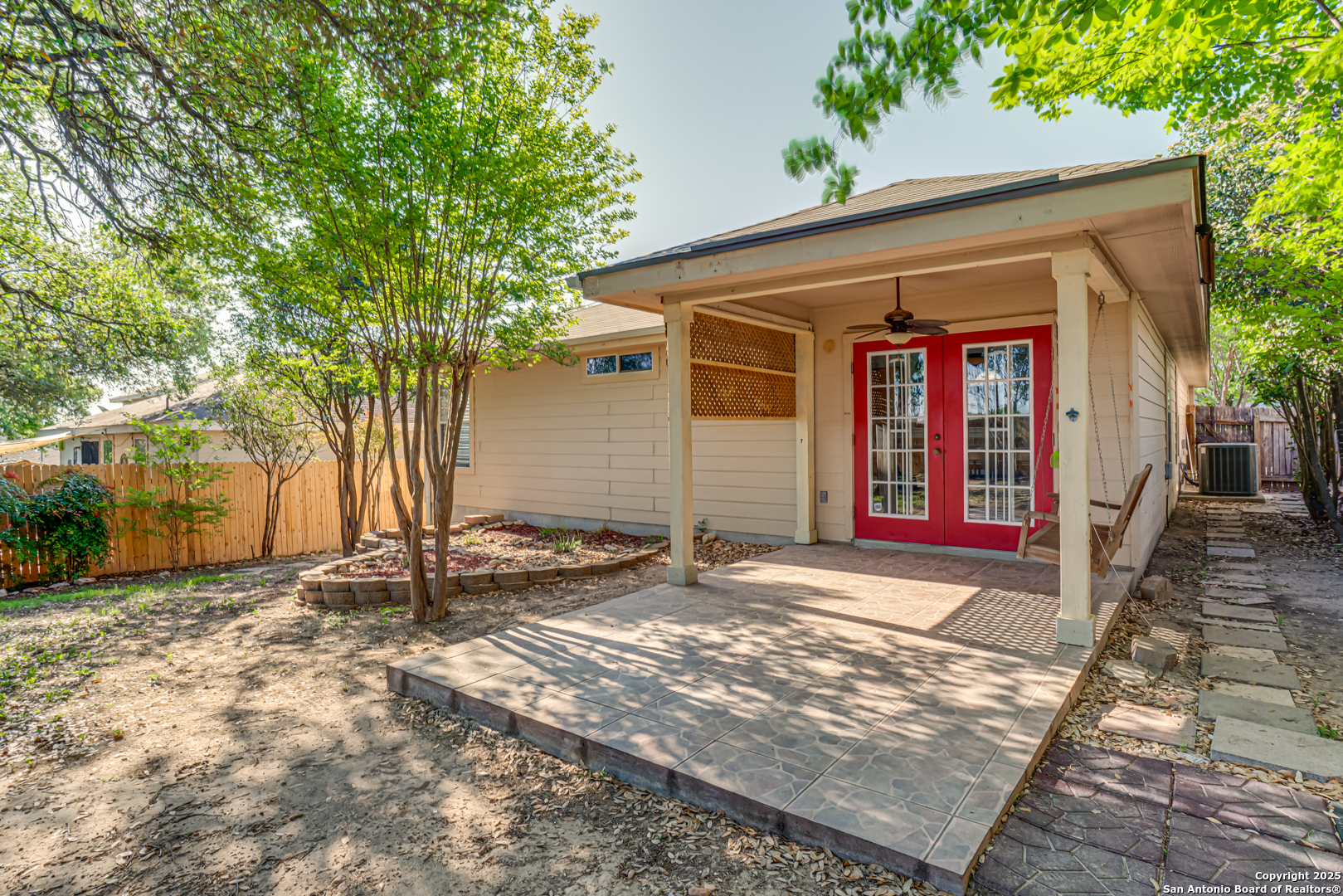 property viewer photo 27