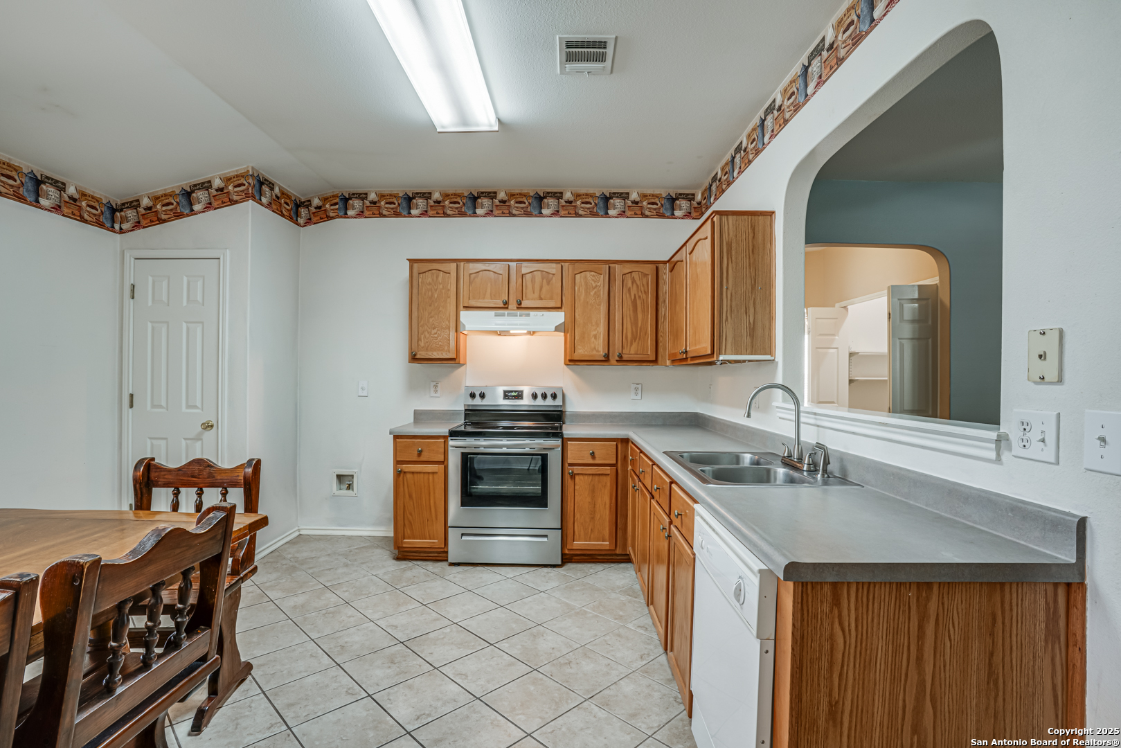 property viewer photo 3