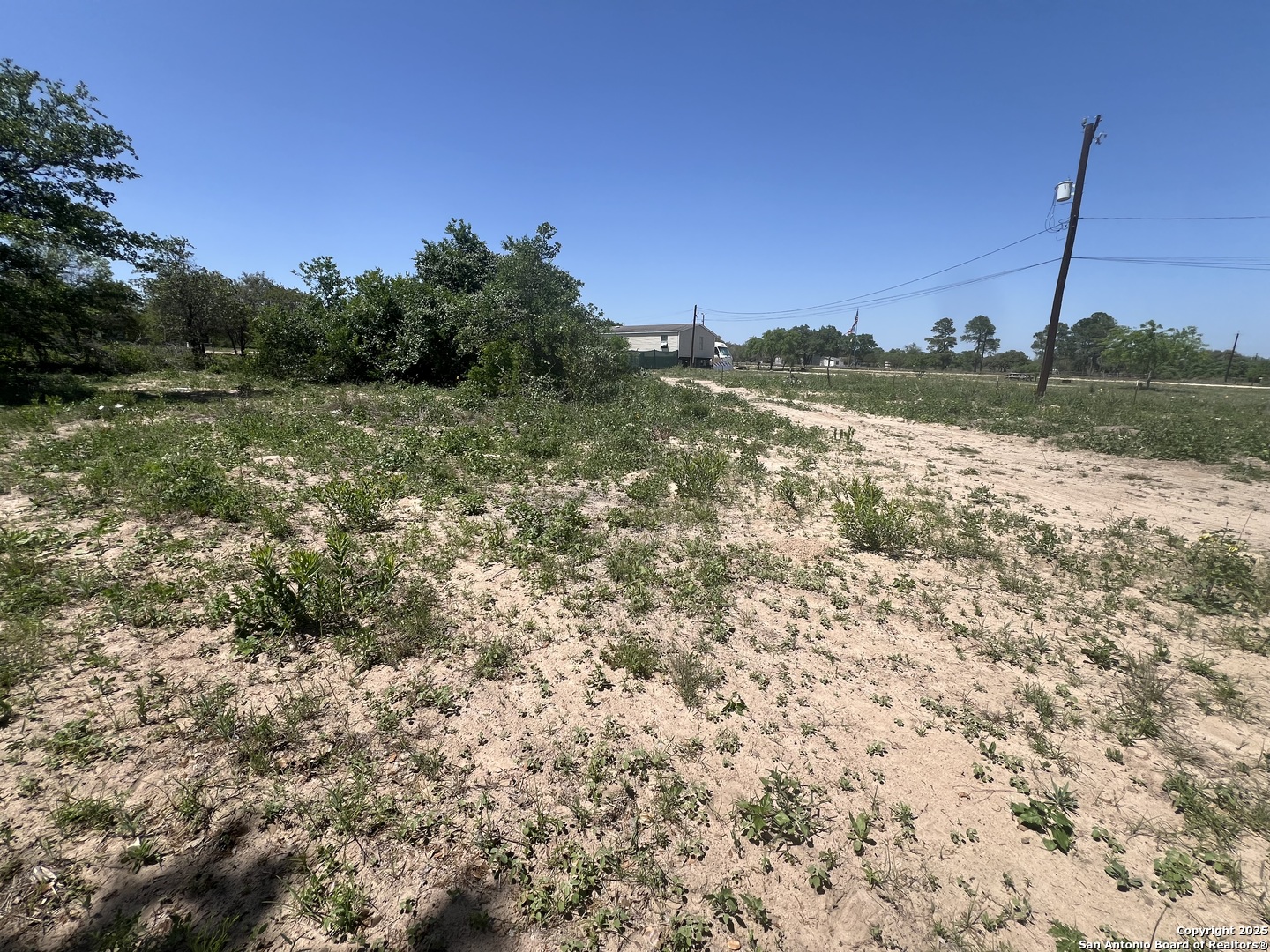 main property photo 12