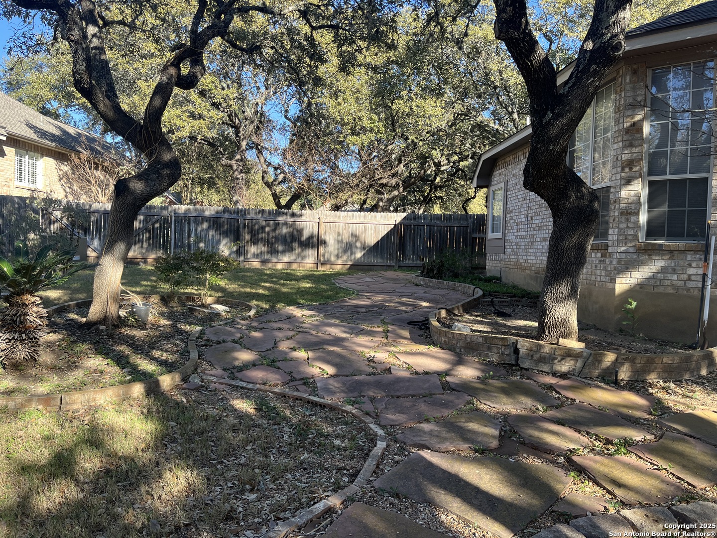 main property photo 34