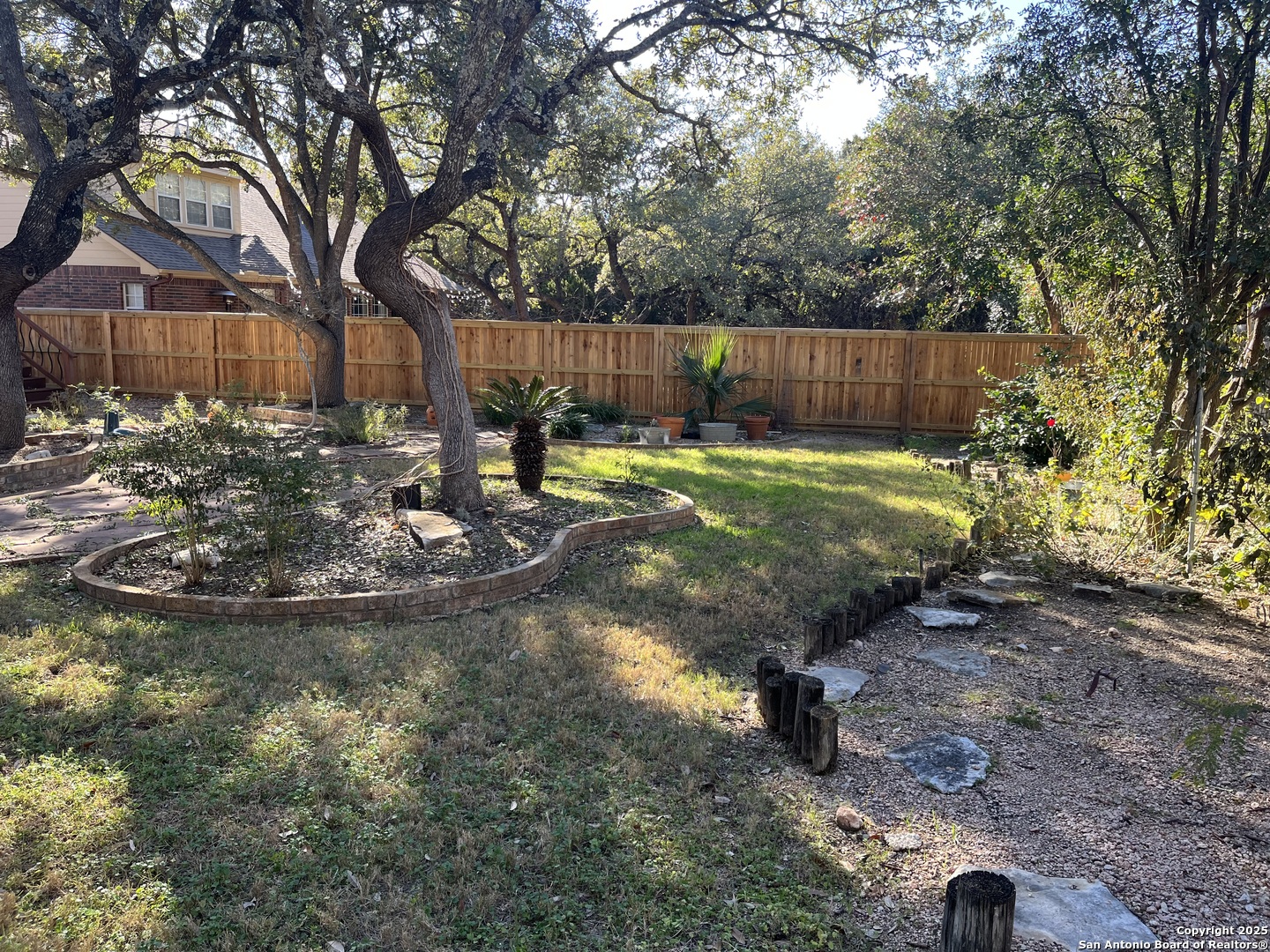 main property photo 38