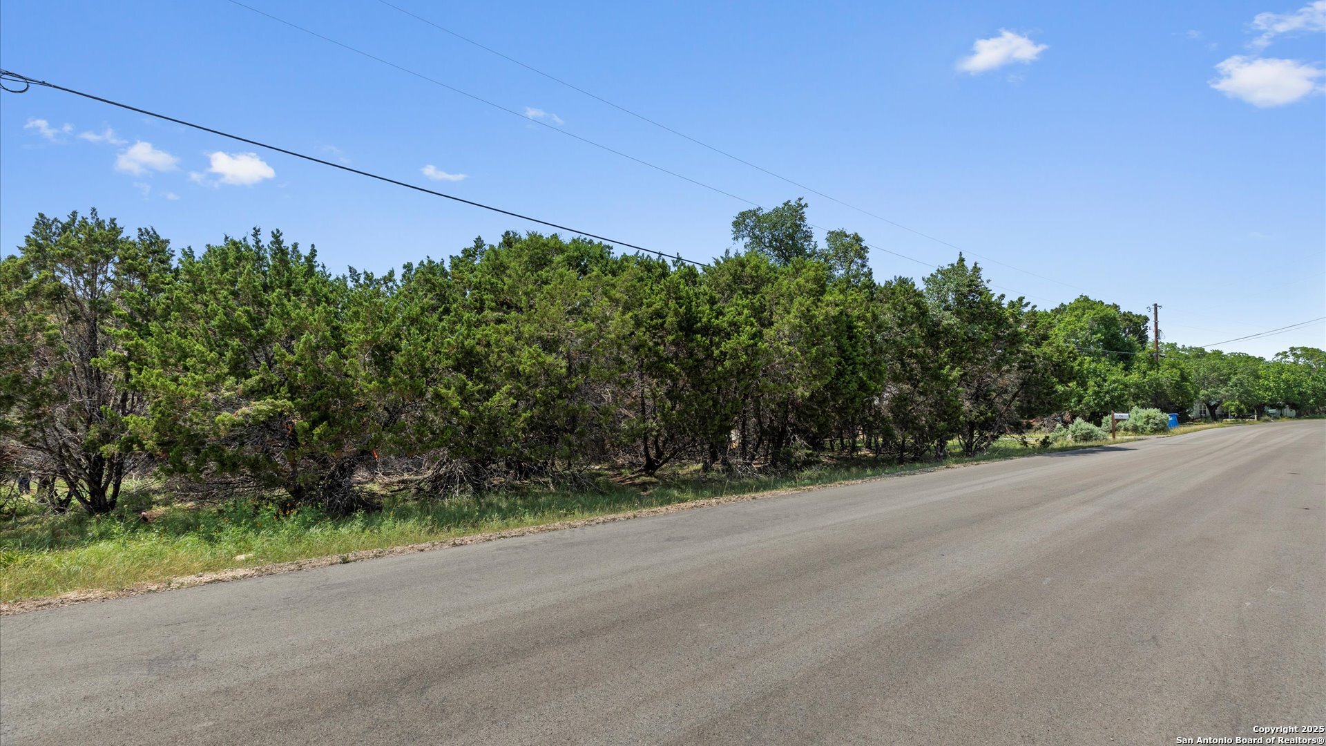 main property photo 17