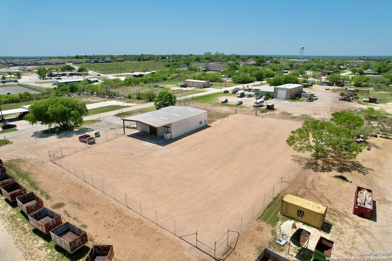 main property photo 24