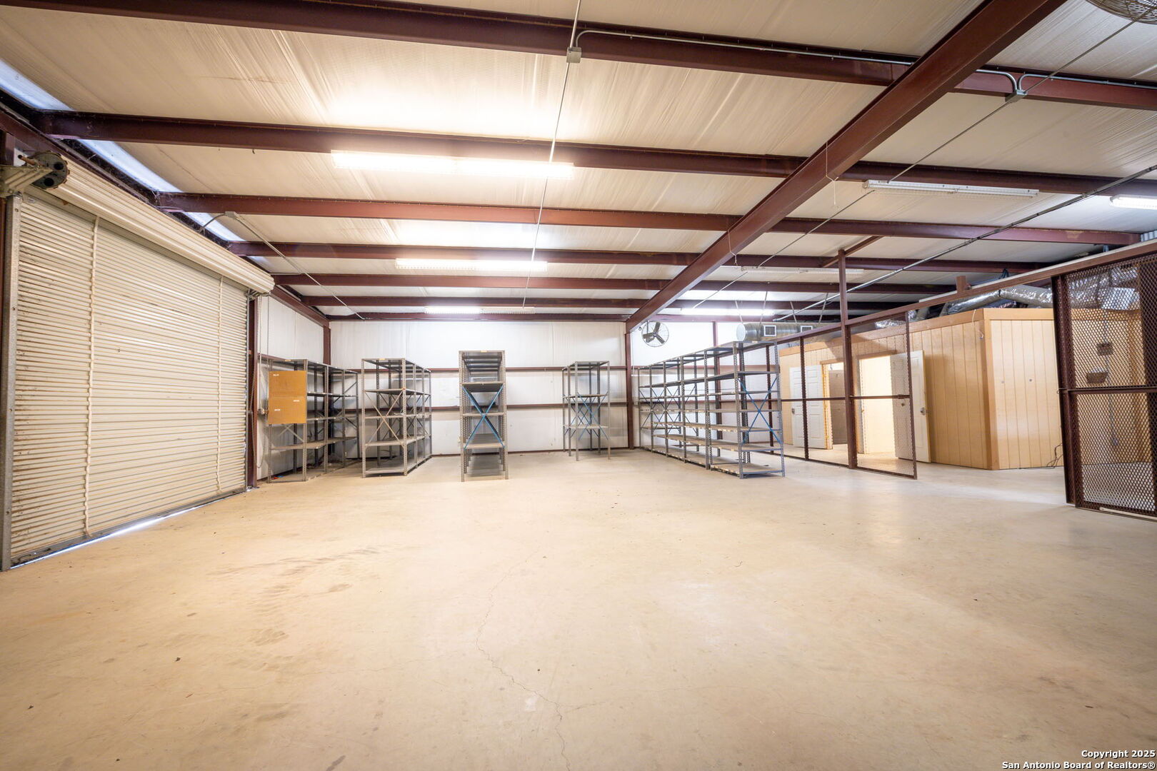 main property photo 20