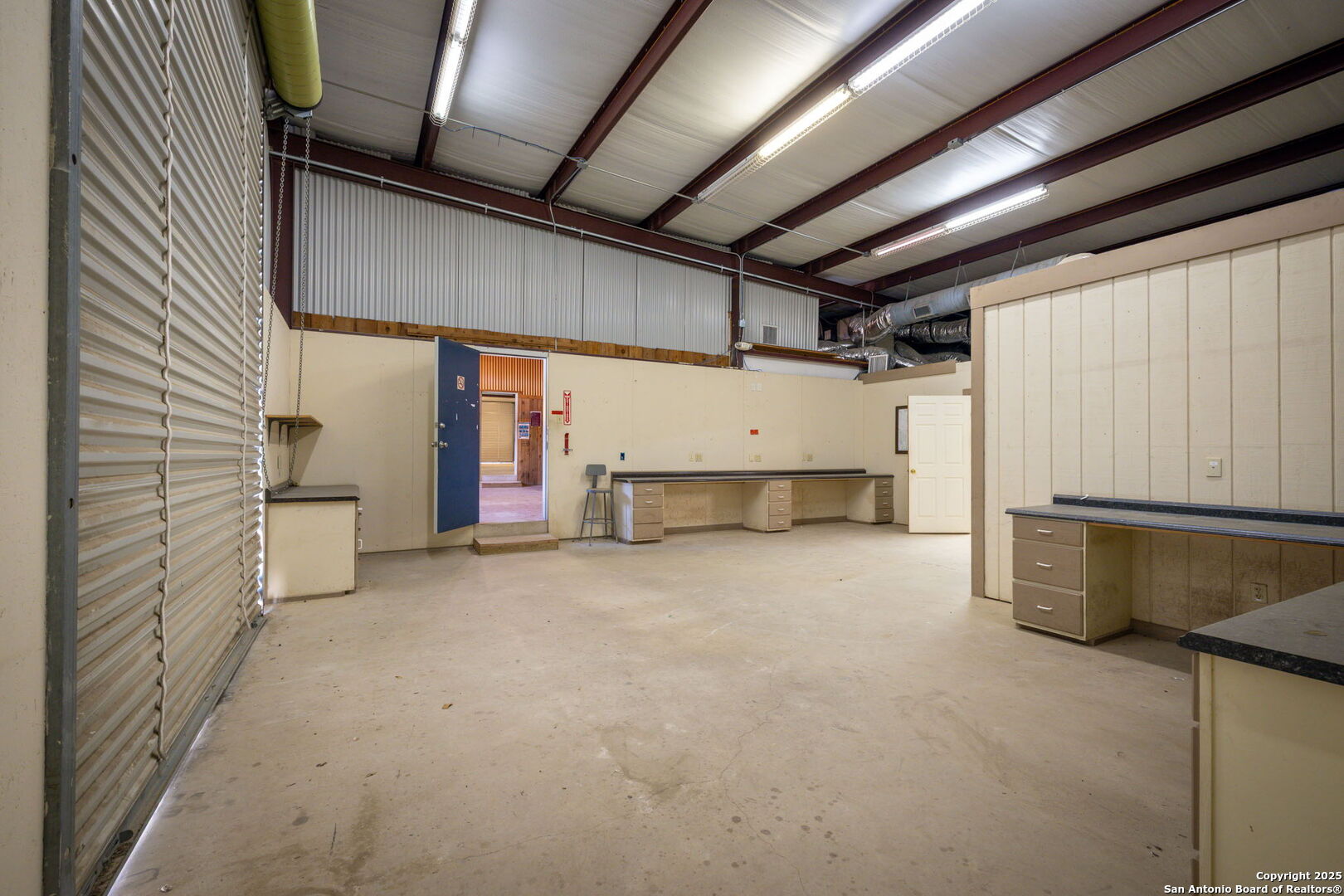main property photo 39