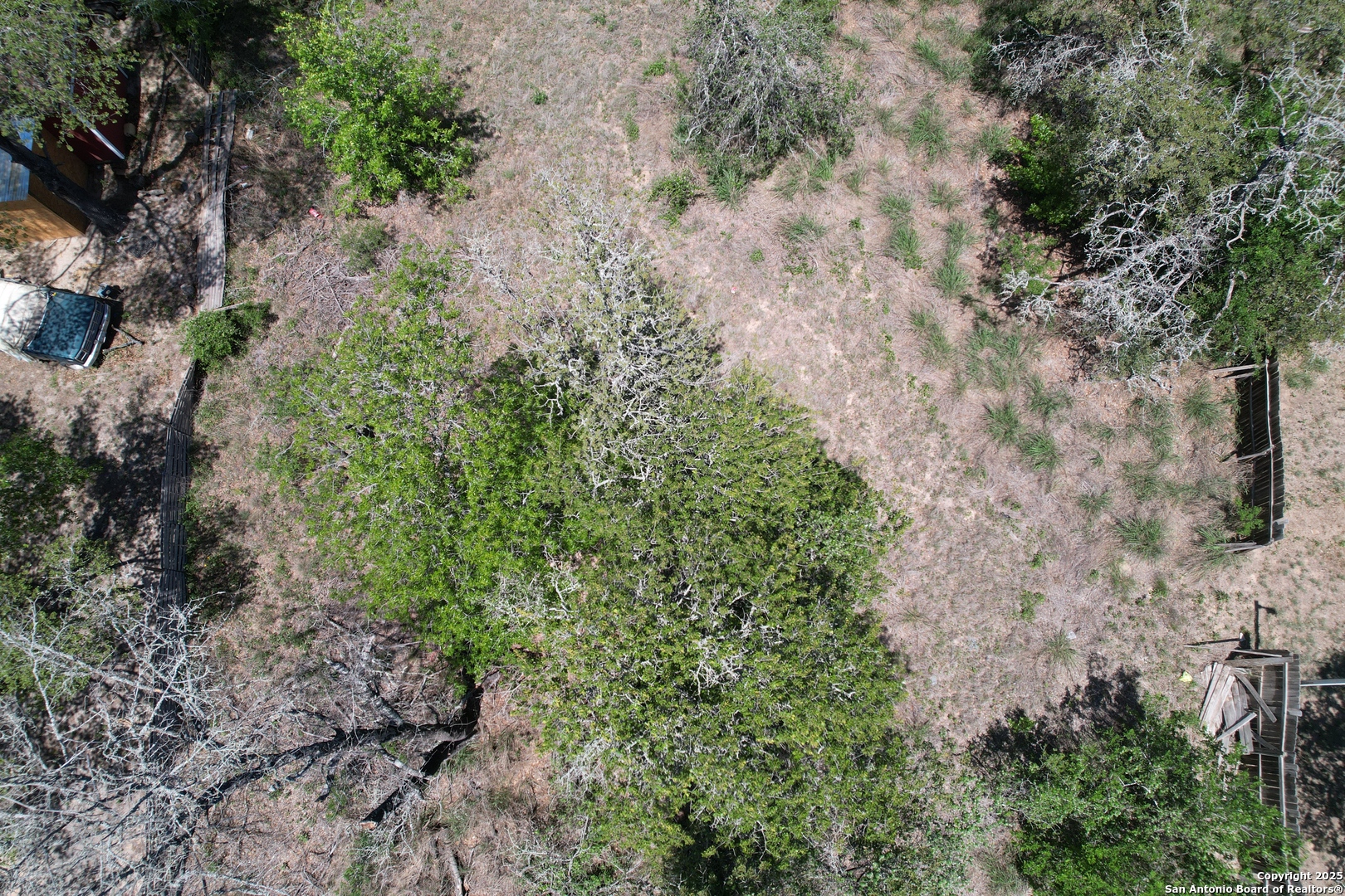 main property photo 11