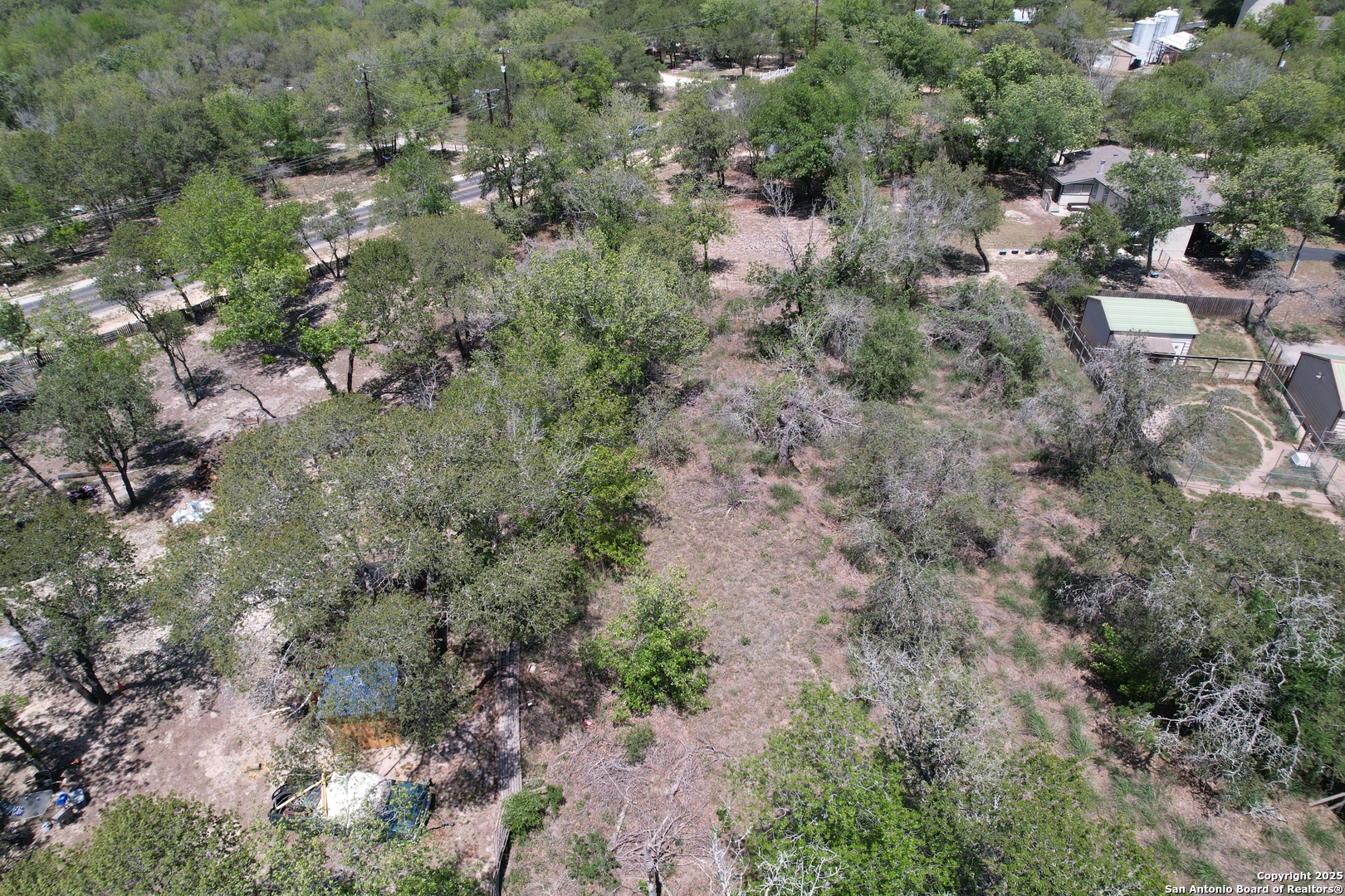 main property photo 12