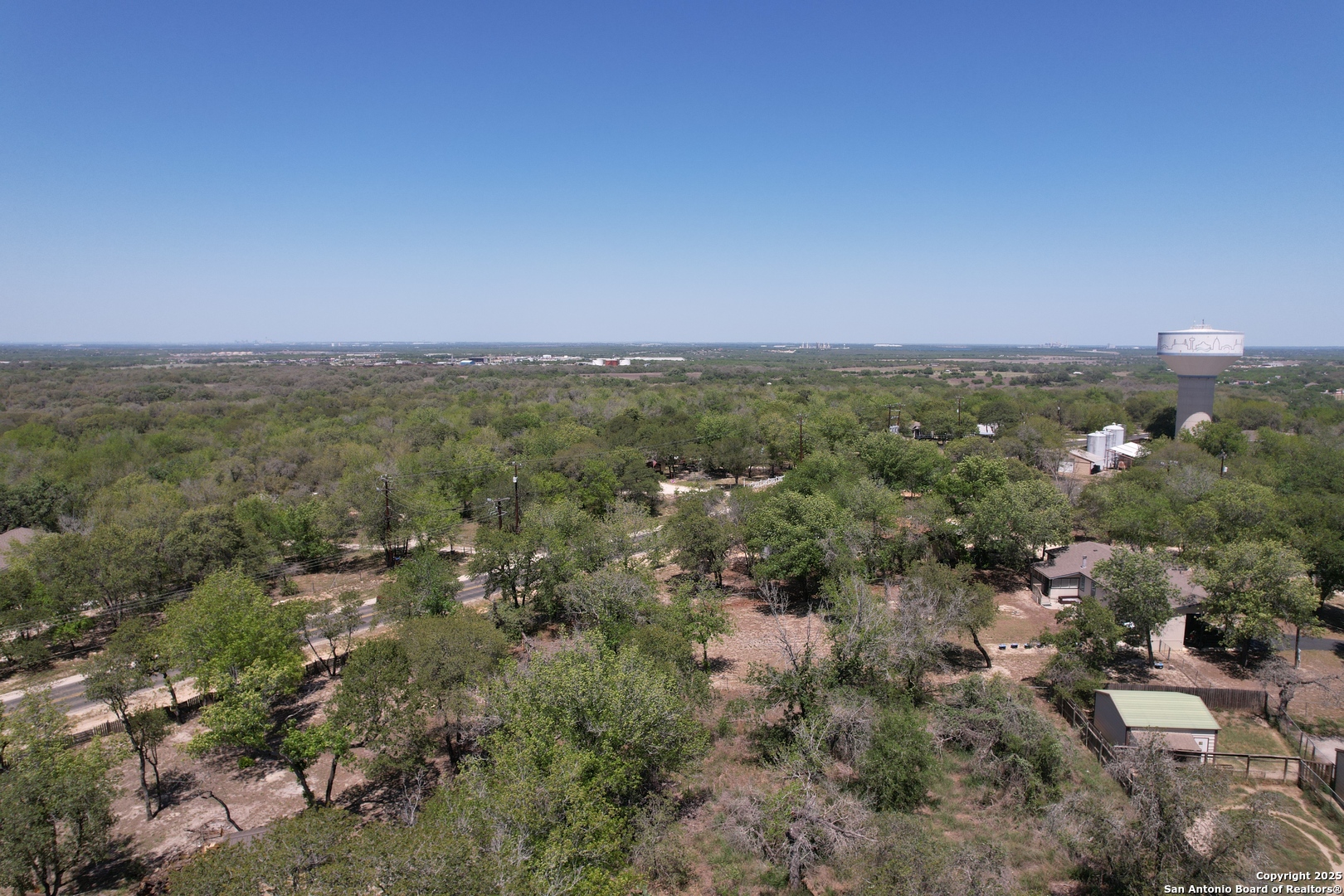main property photo 19