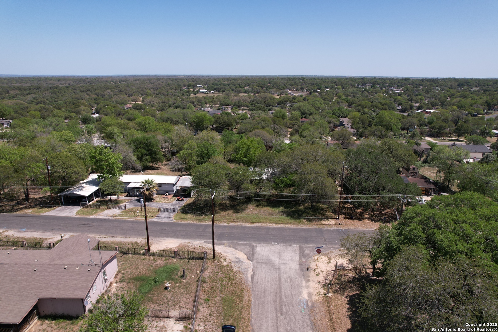 main property photo 23
