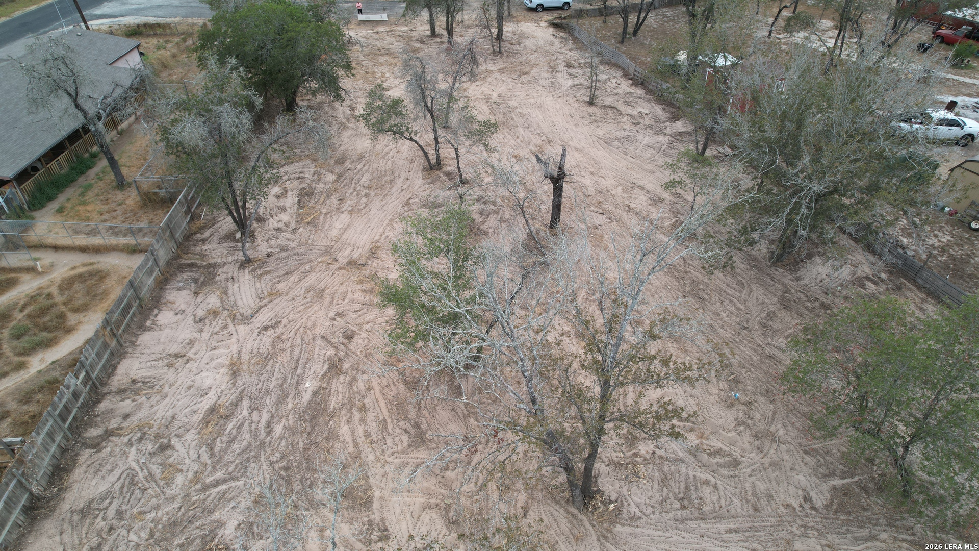 main property photo 39