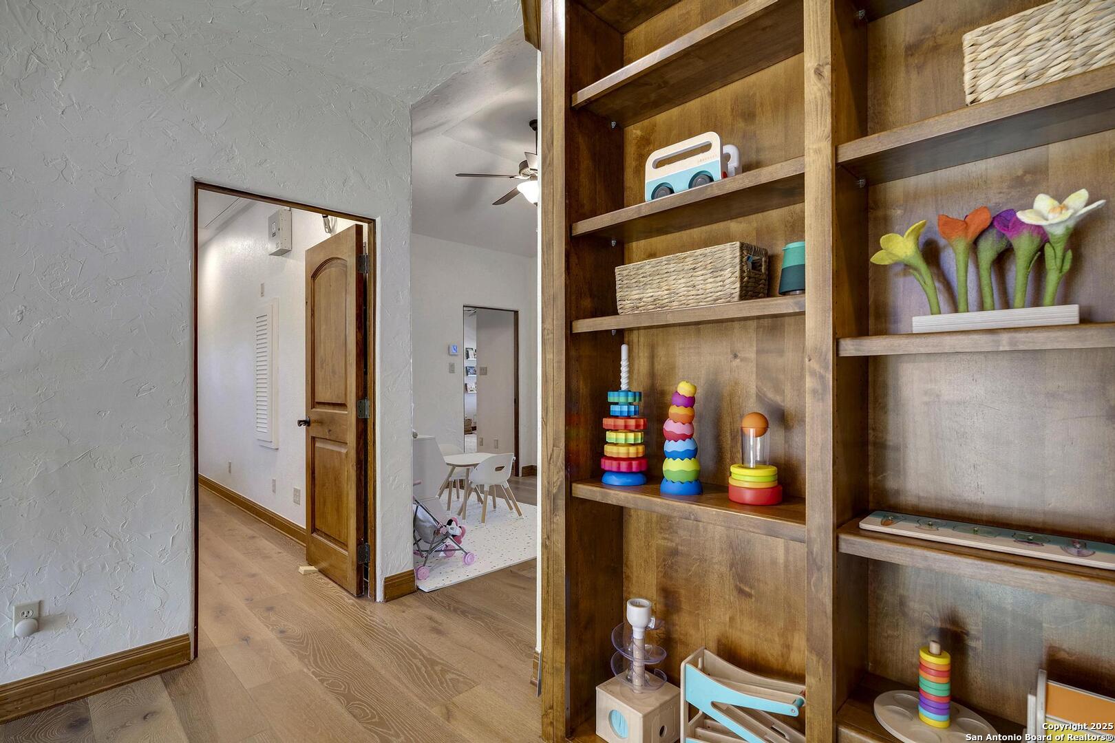 main property photo 47
