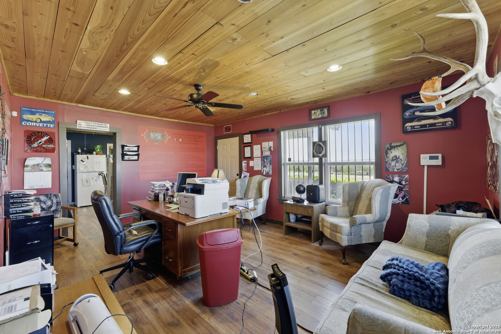 main property photo 4