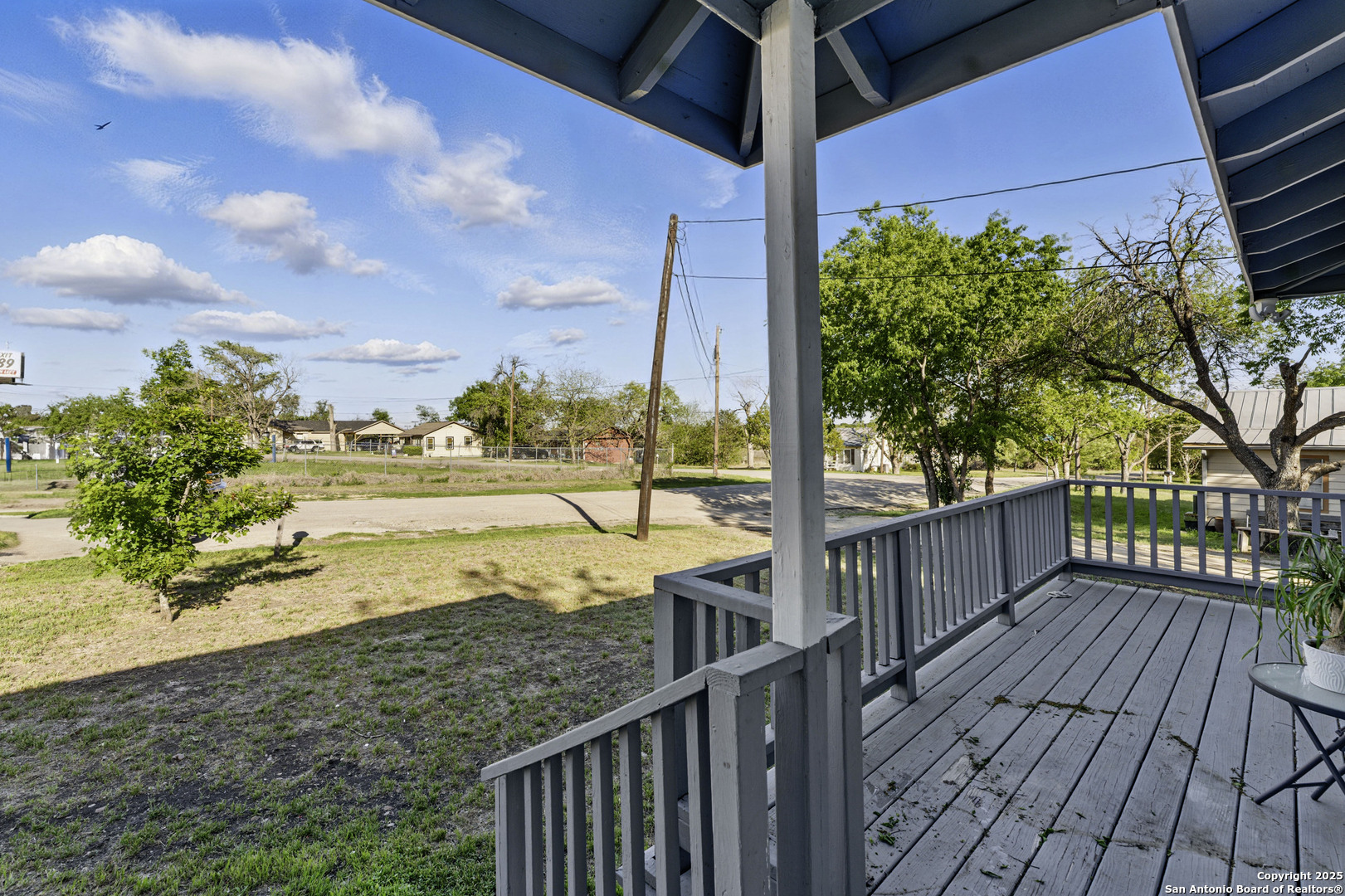 main property photo 4