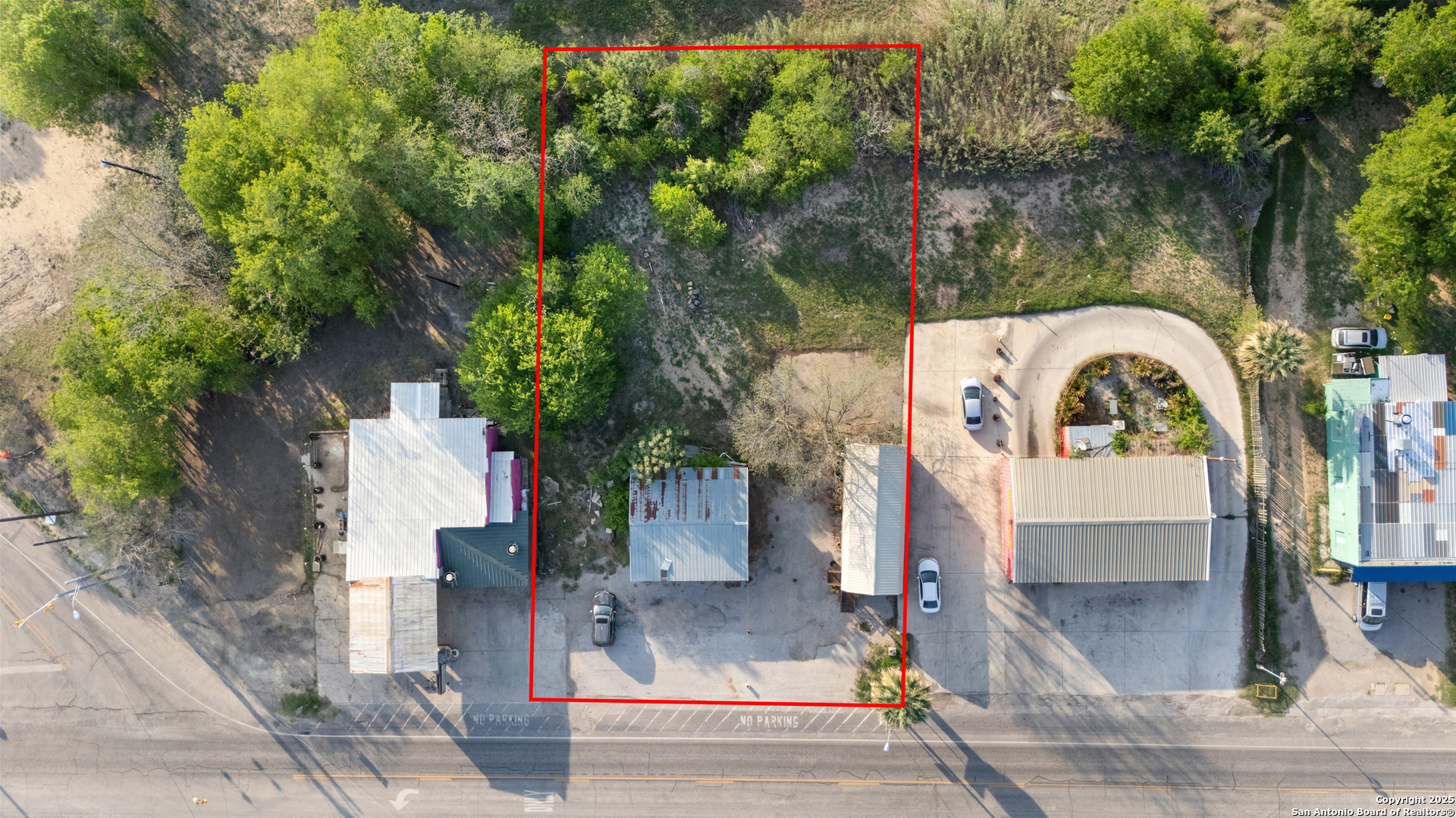 main property photo 3