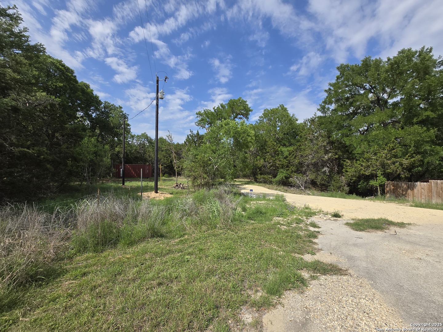 main property photo 7