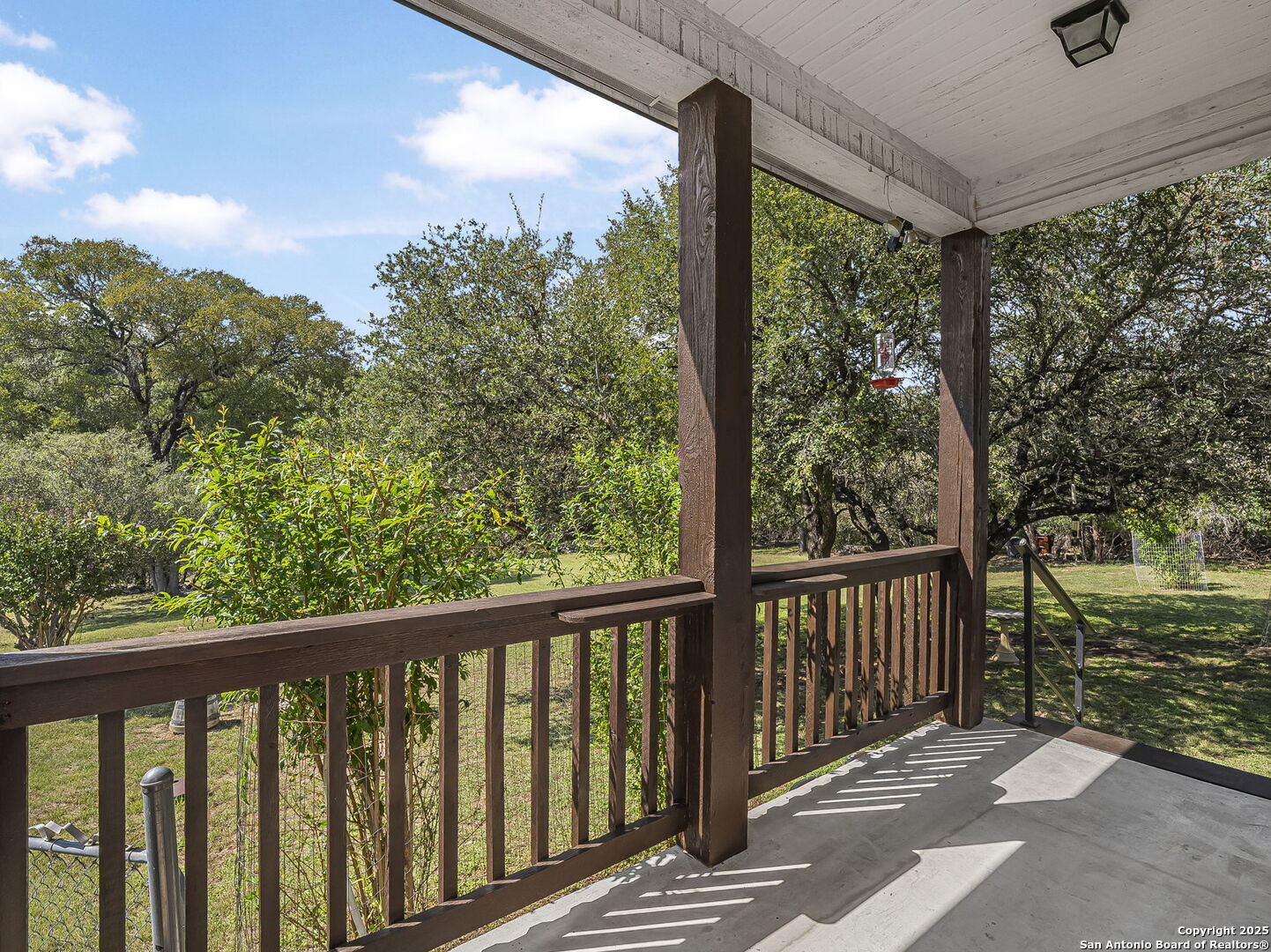 main property photo 27