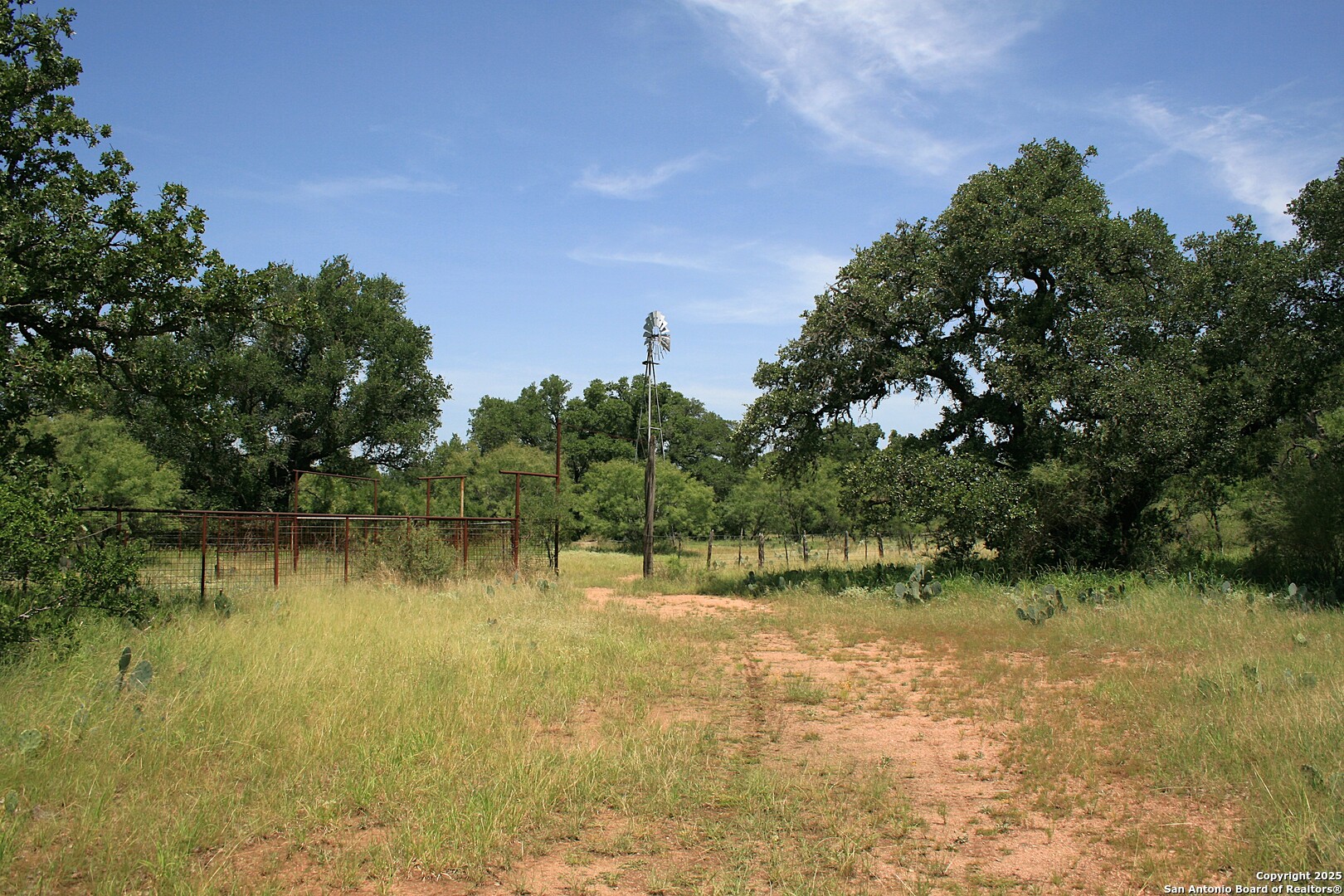 main property photo 23