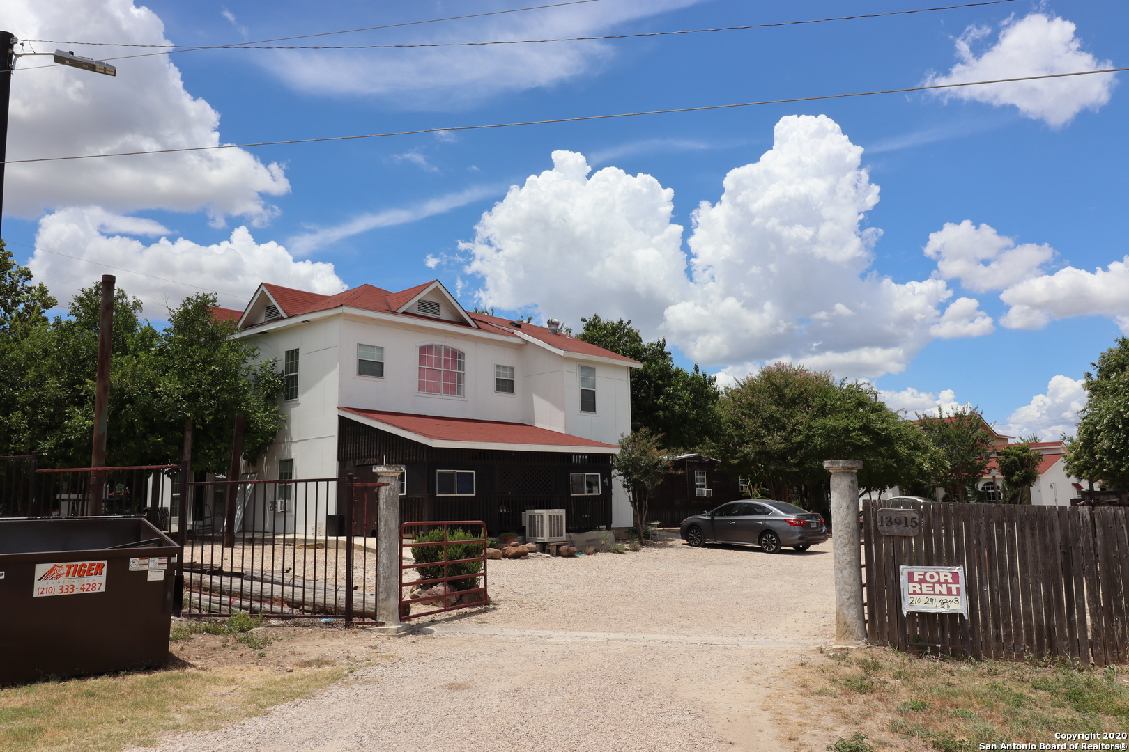 main property photo 15