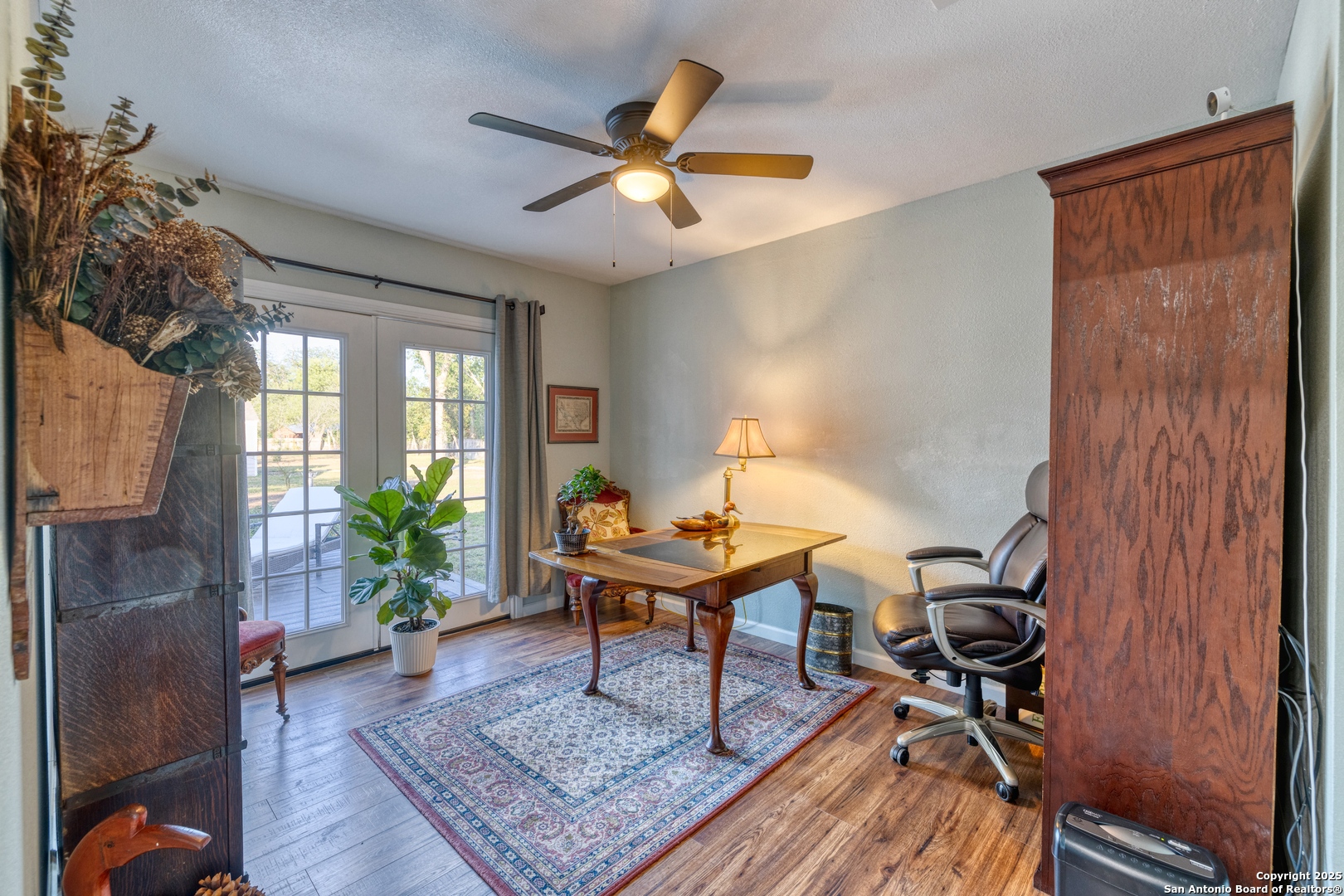 main property photo 20