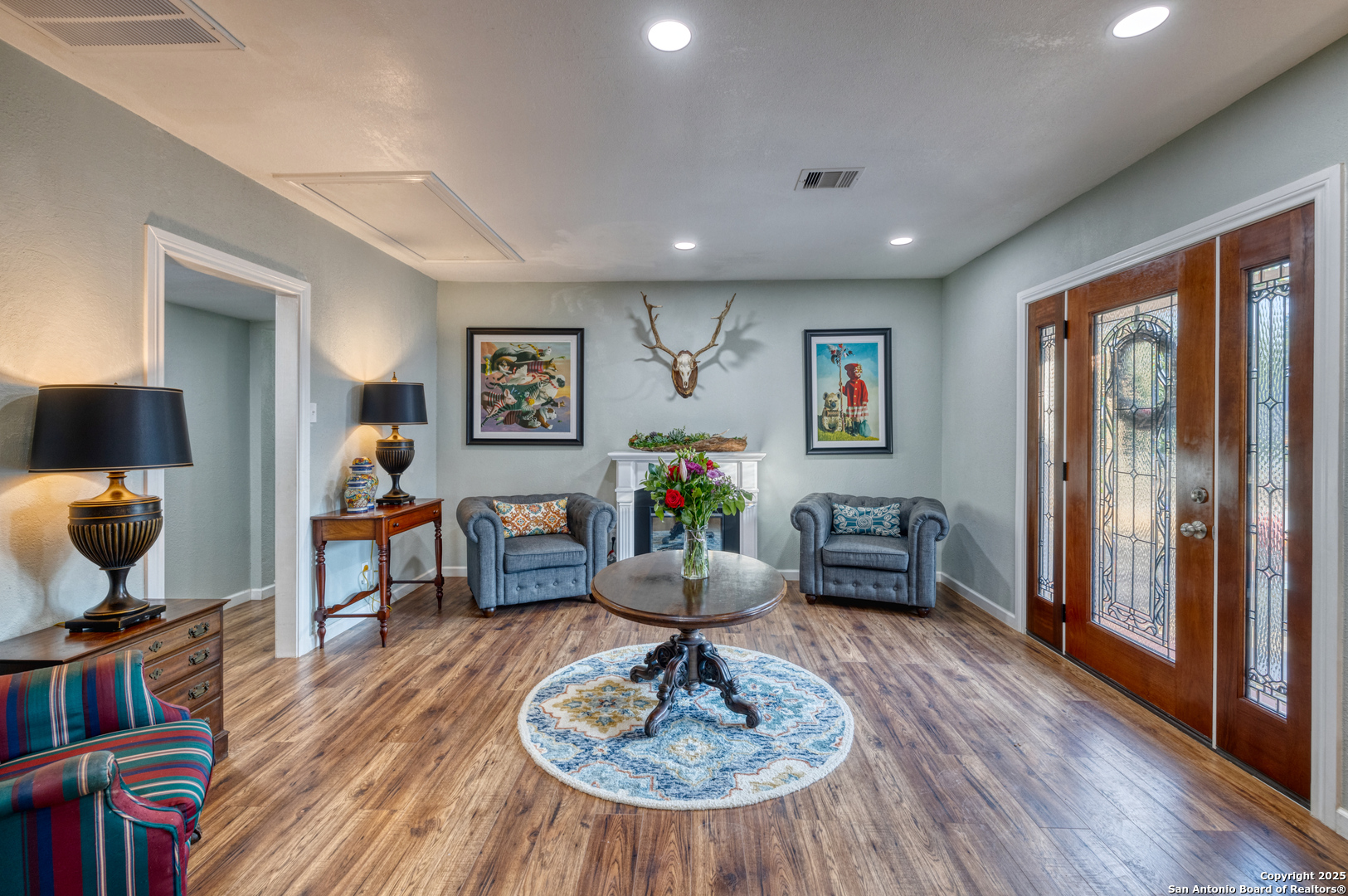 main property photo 4