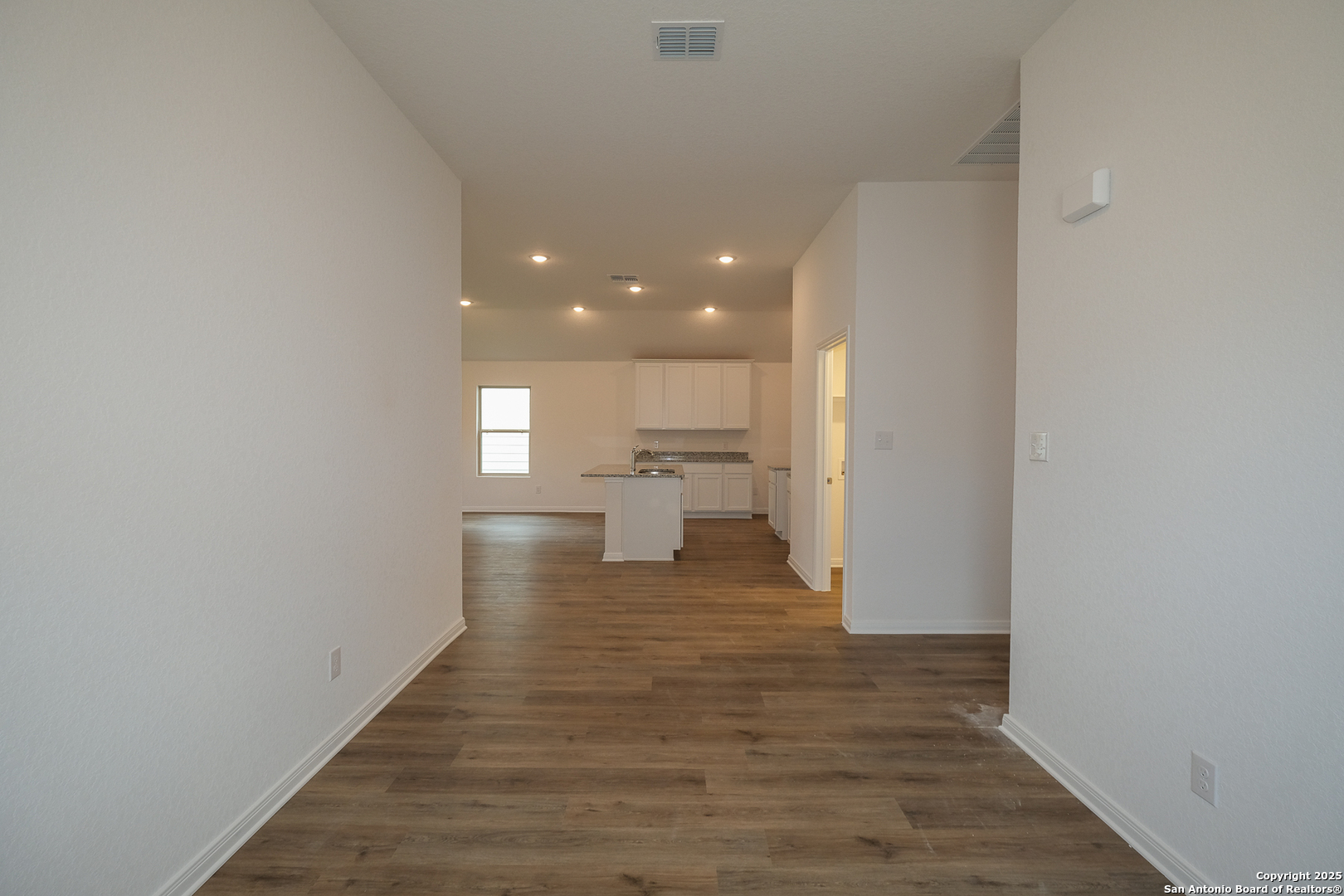 property viewer photo 19