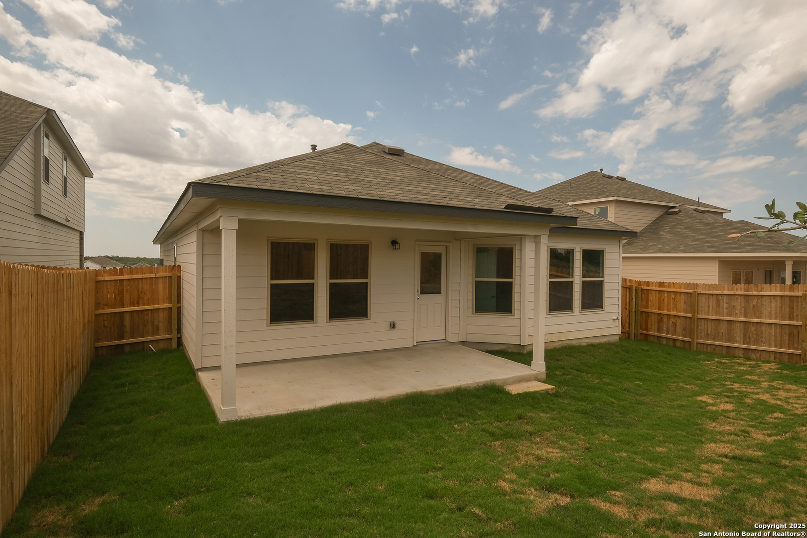 property viewer photo 37