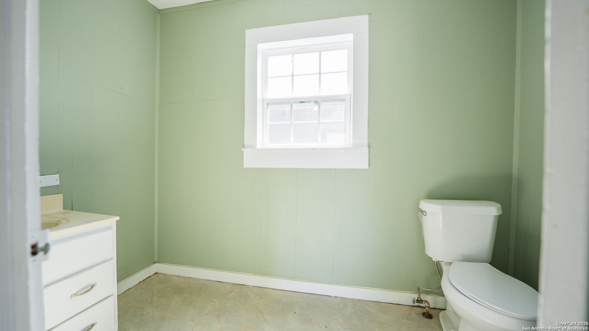 main property photo 49