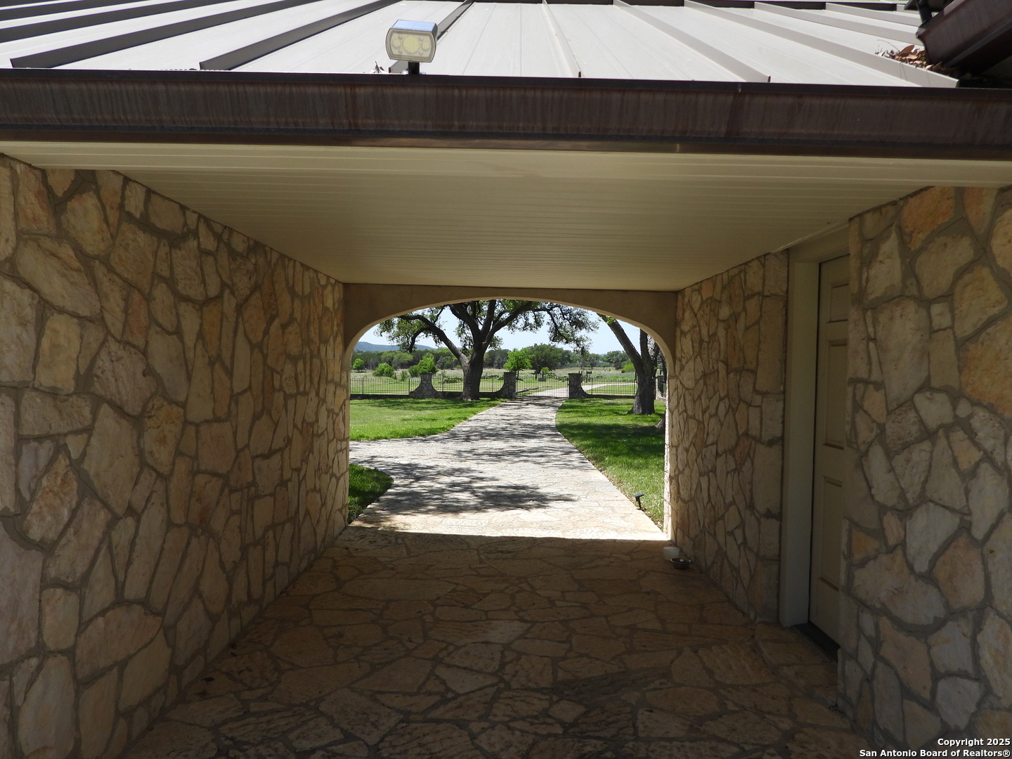 main property photo 44