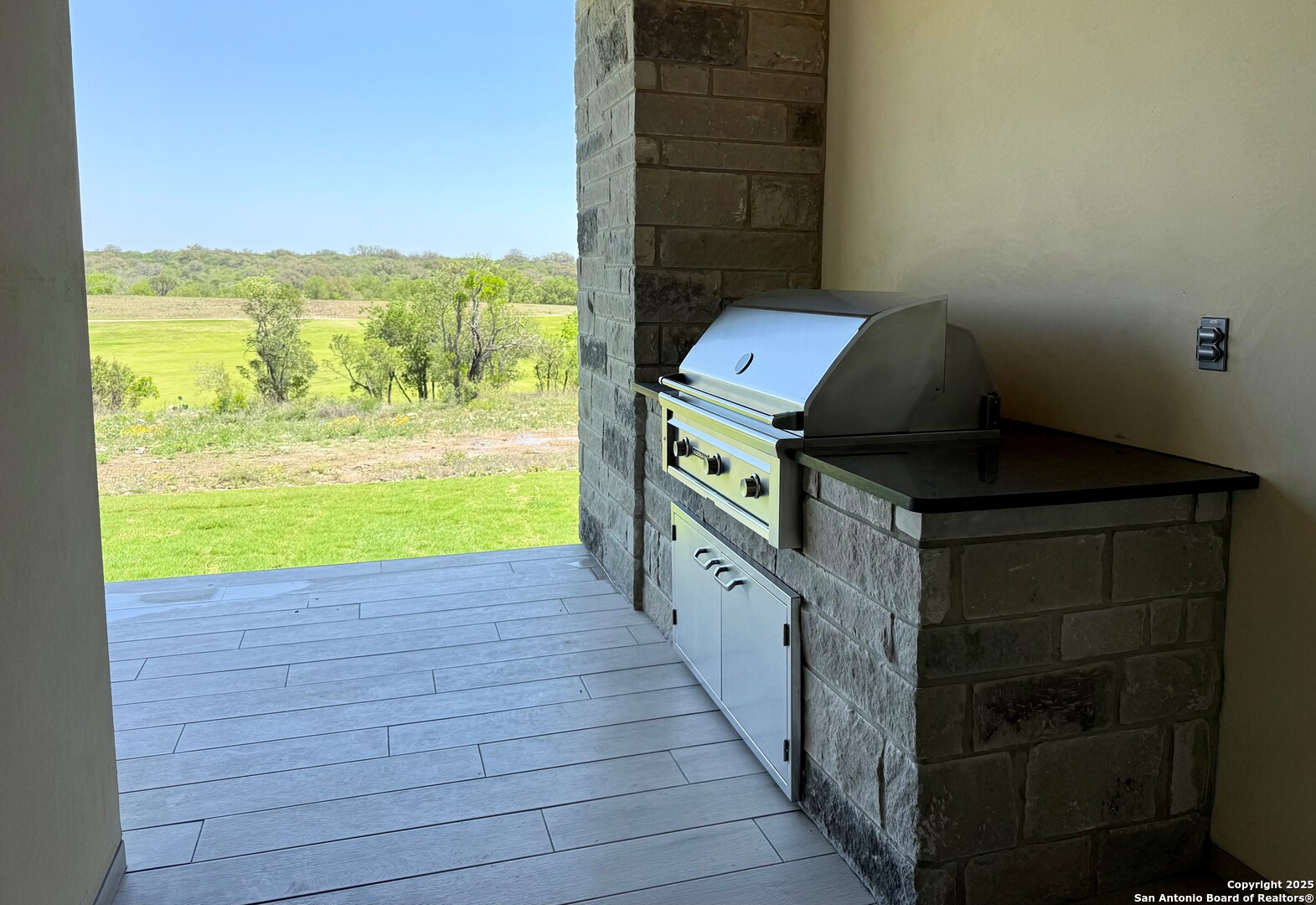 main property photo 43
