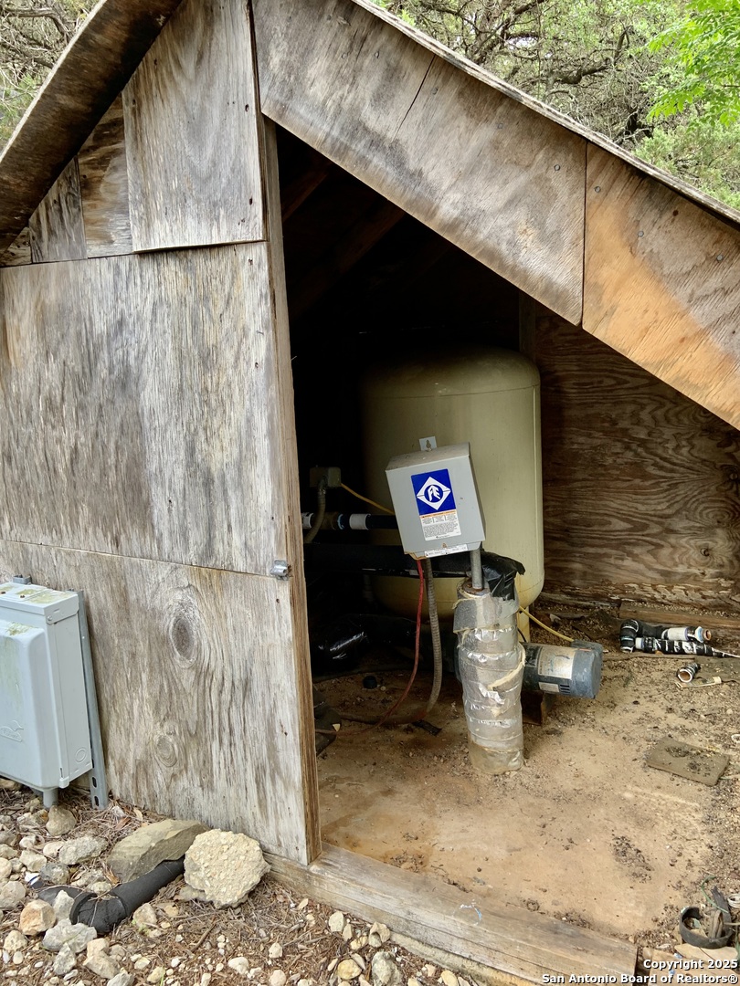 main property photo 31