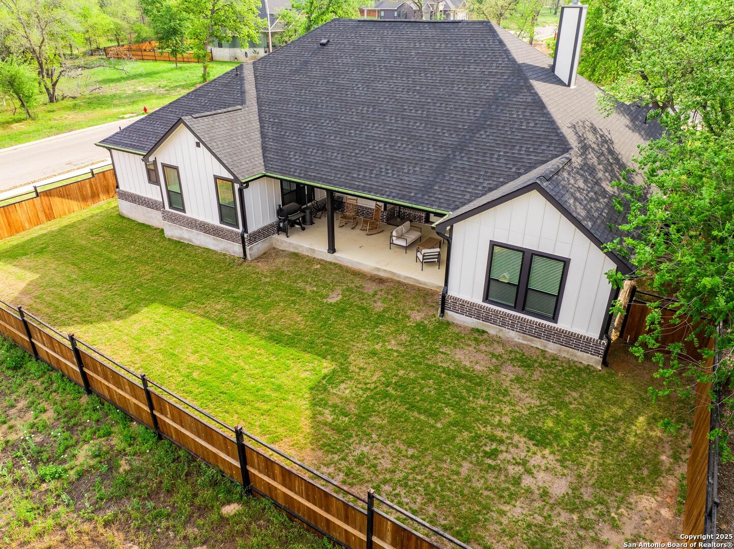main property photo 57
