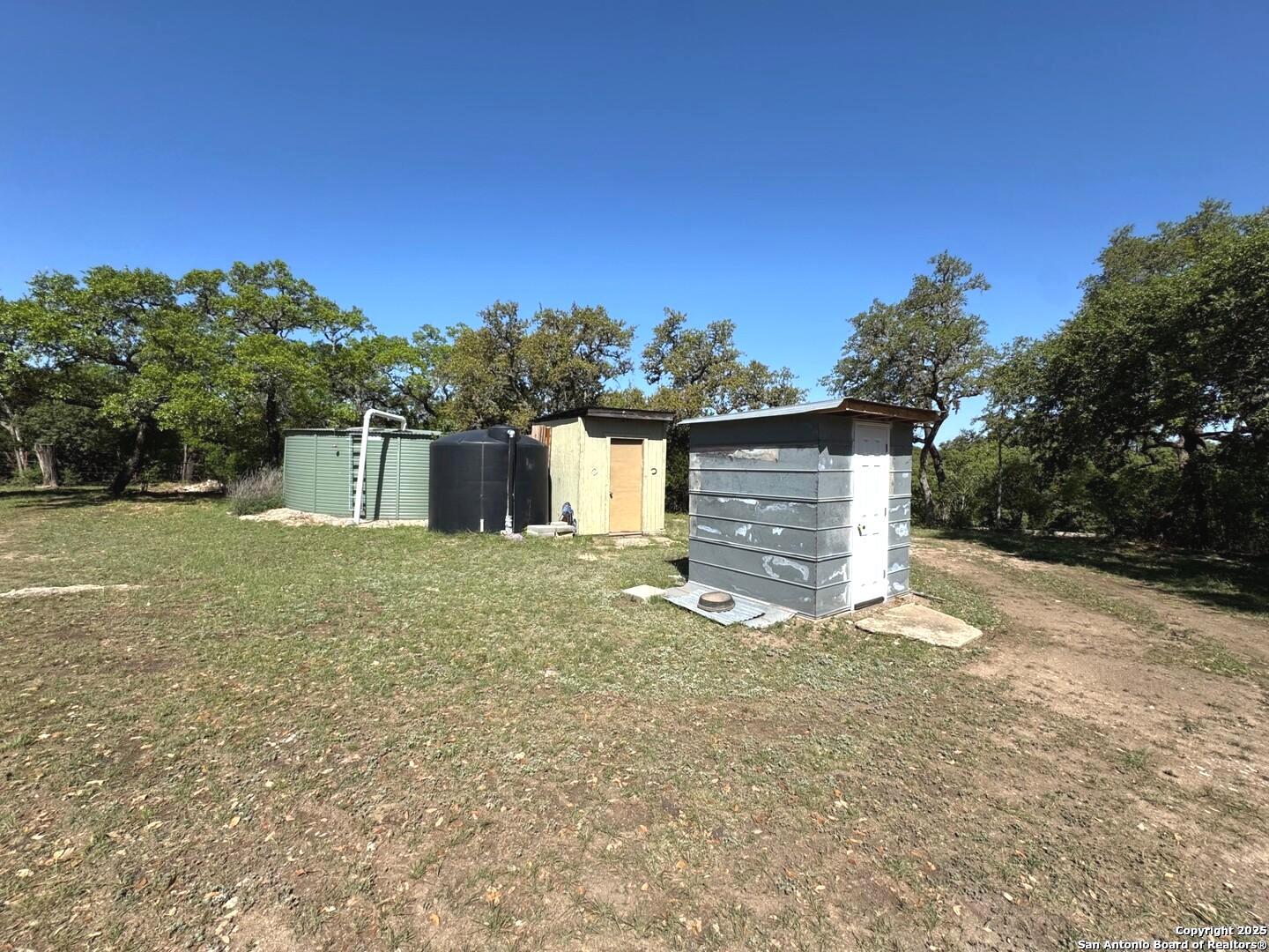 main property photo 14