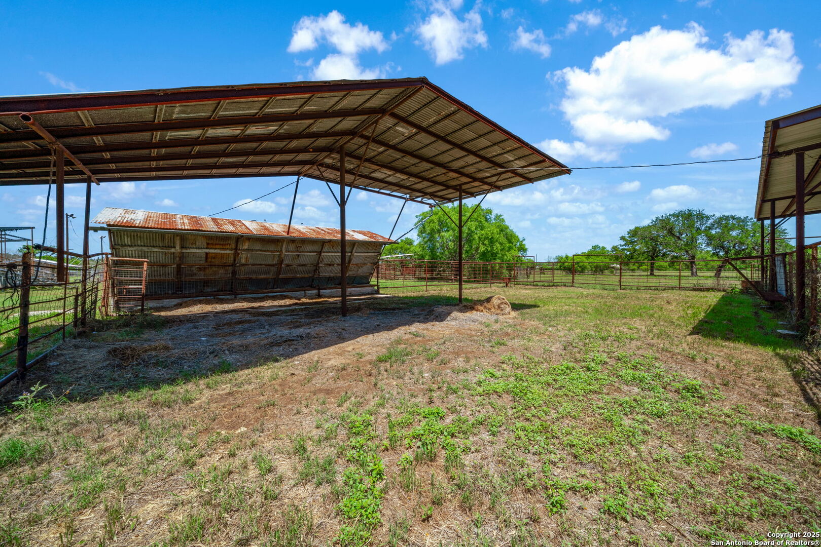 main property photo 19