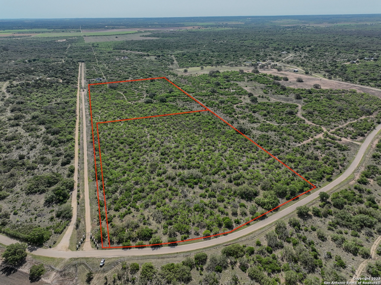 main property photo 23