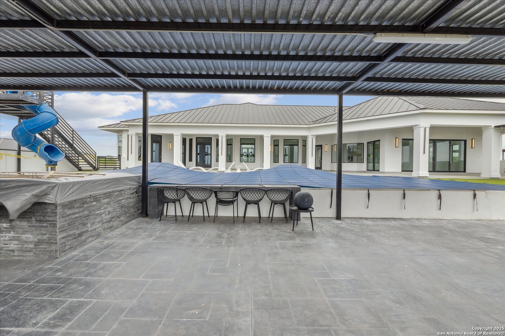 main property photo 48