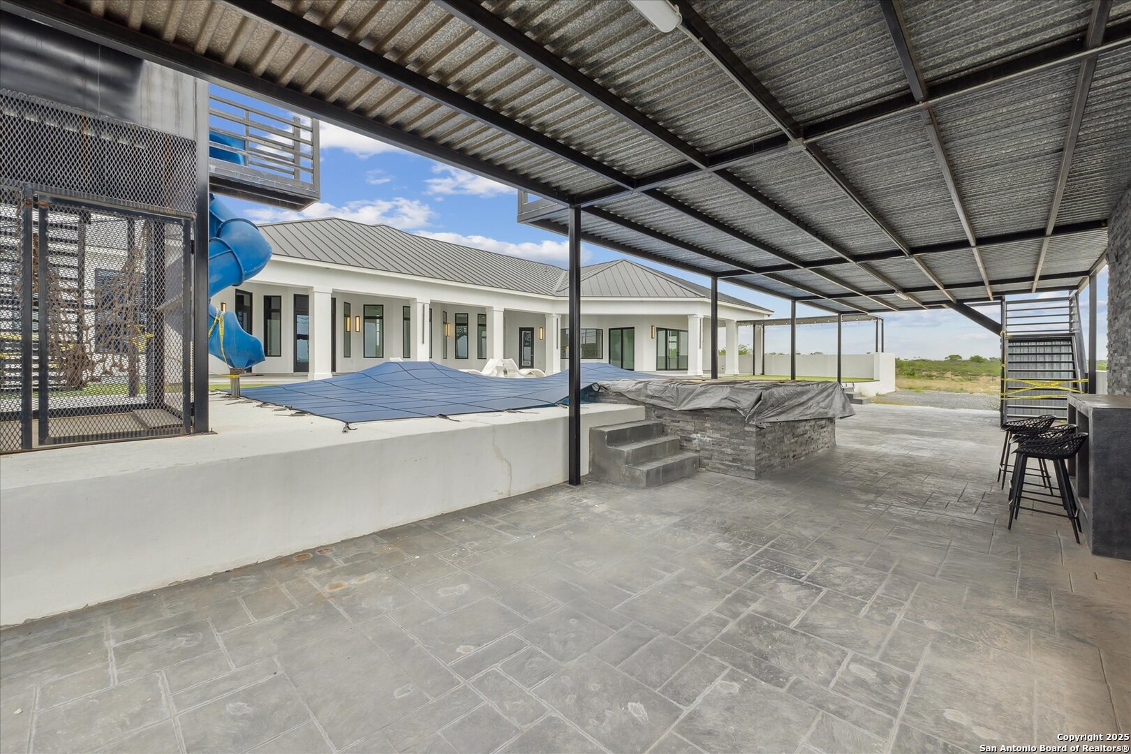 main property photo 49