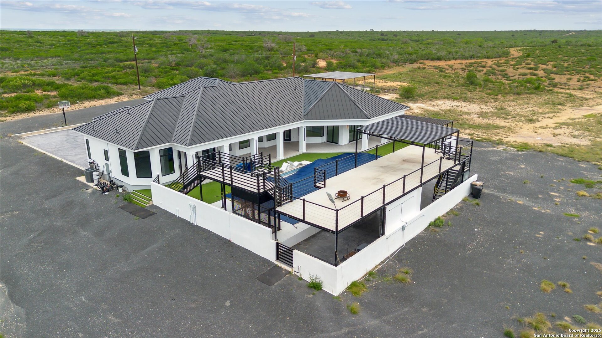 main property photo 58