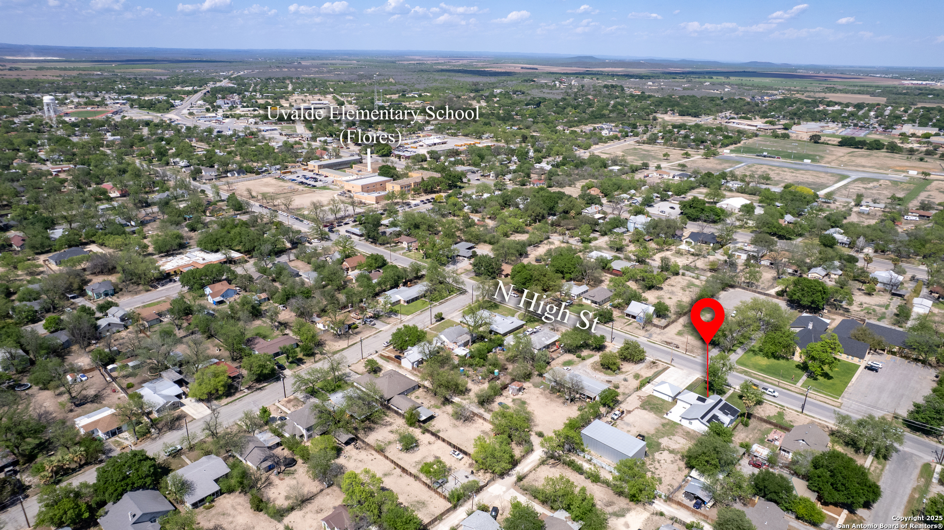 main property photo 5