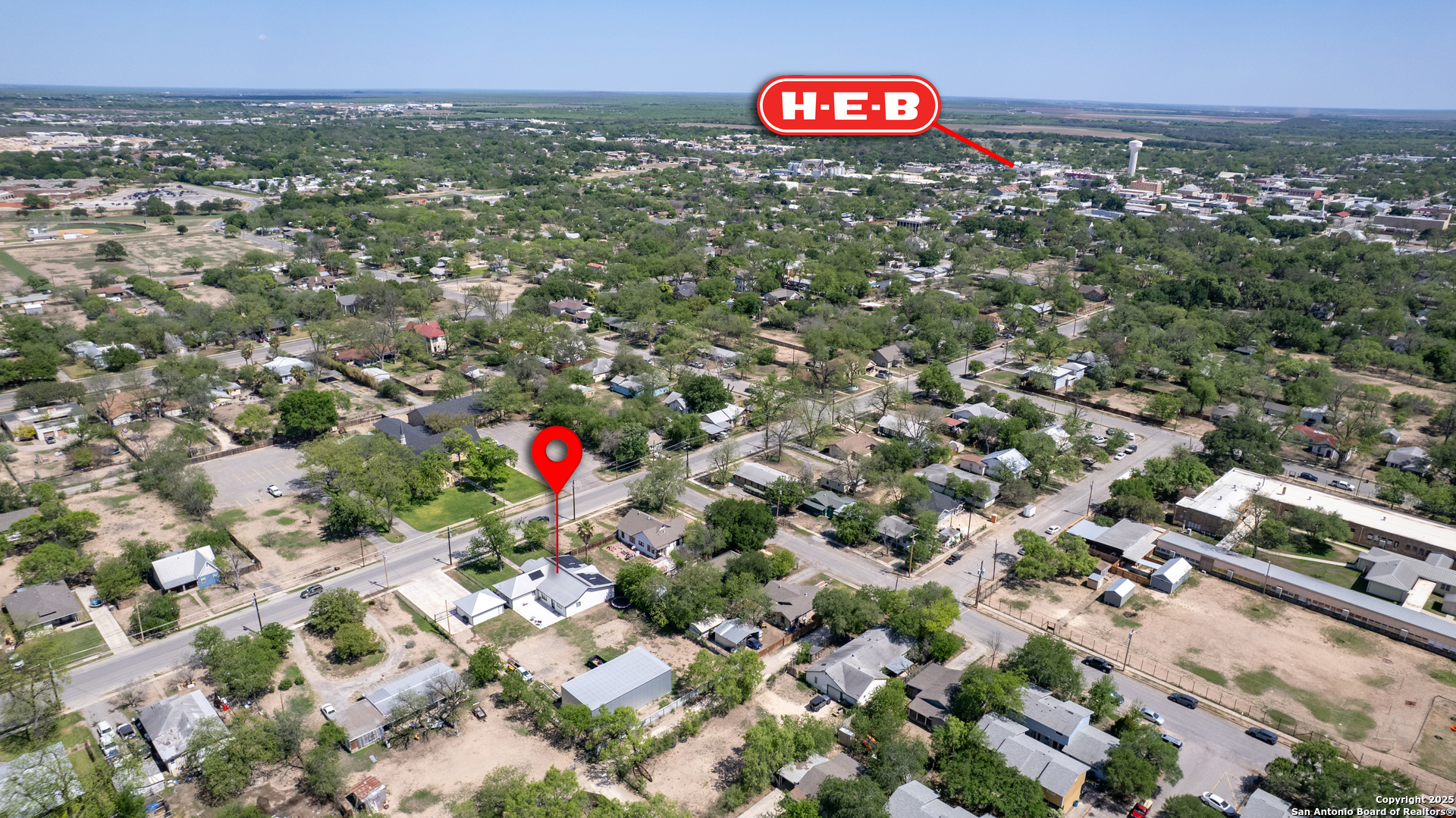 main property photo 7