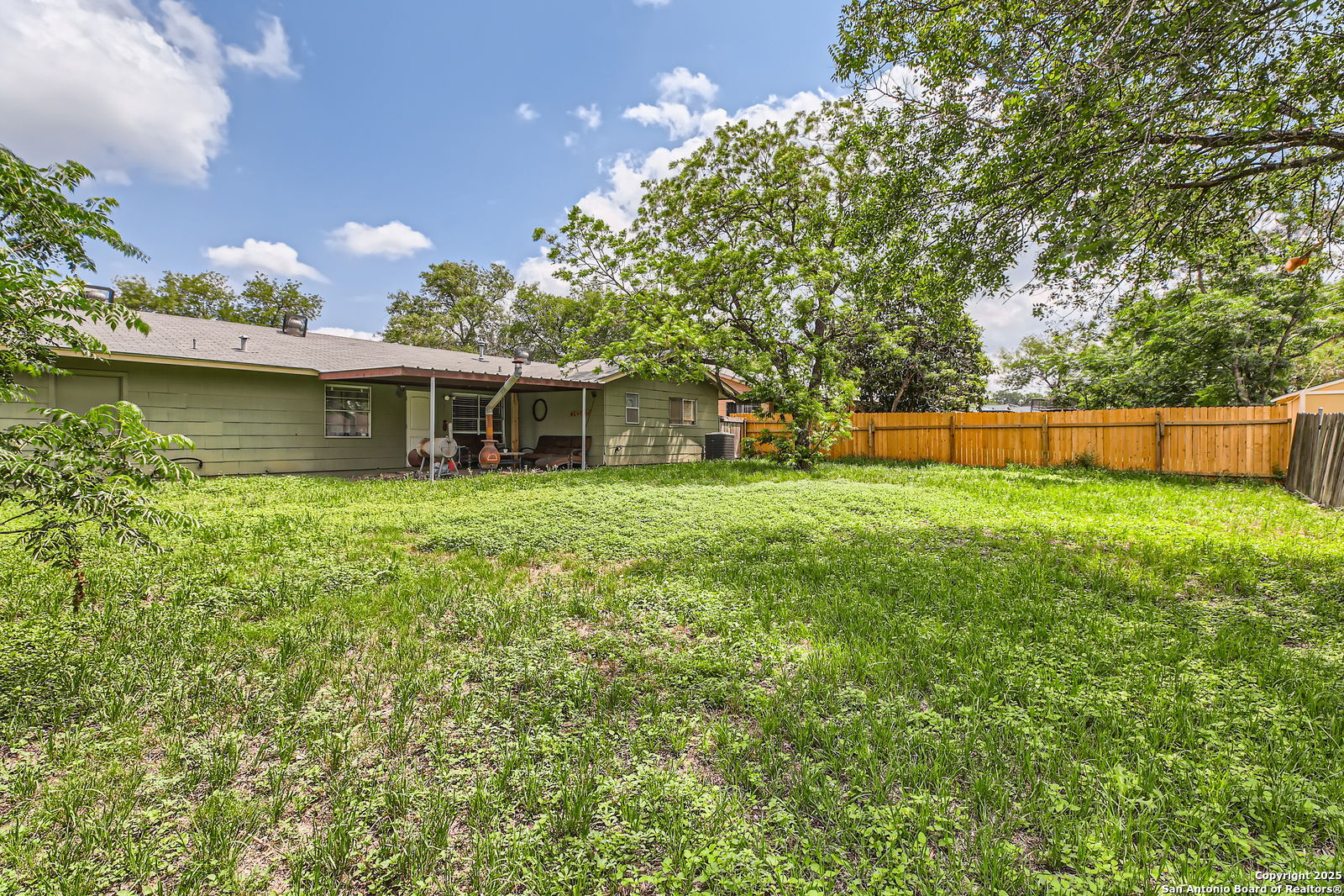 main property photo 15