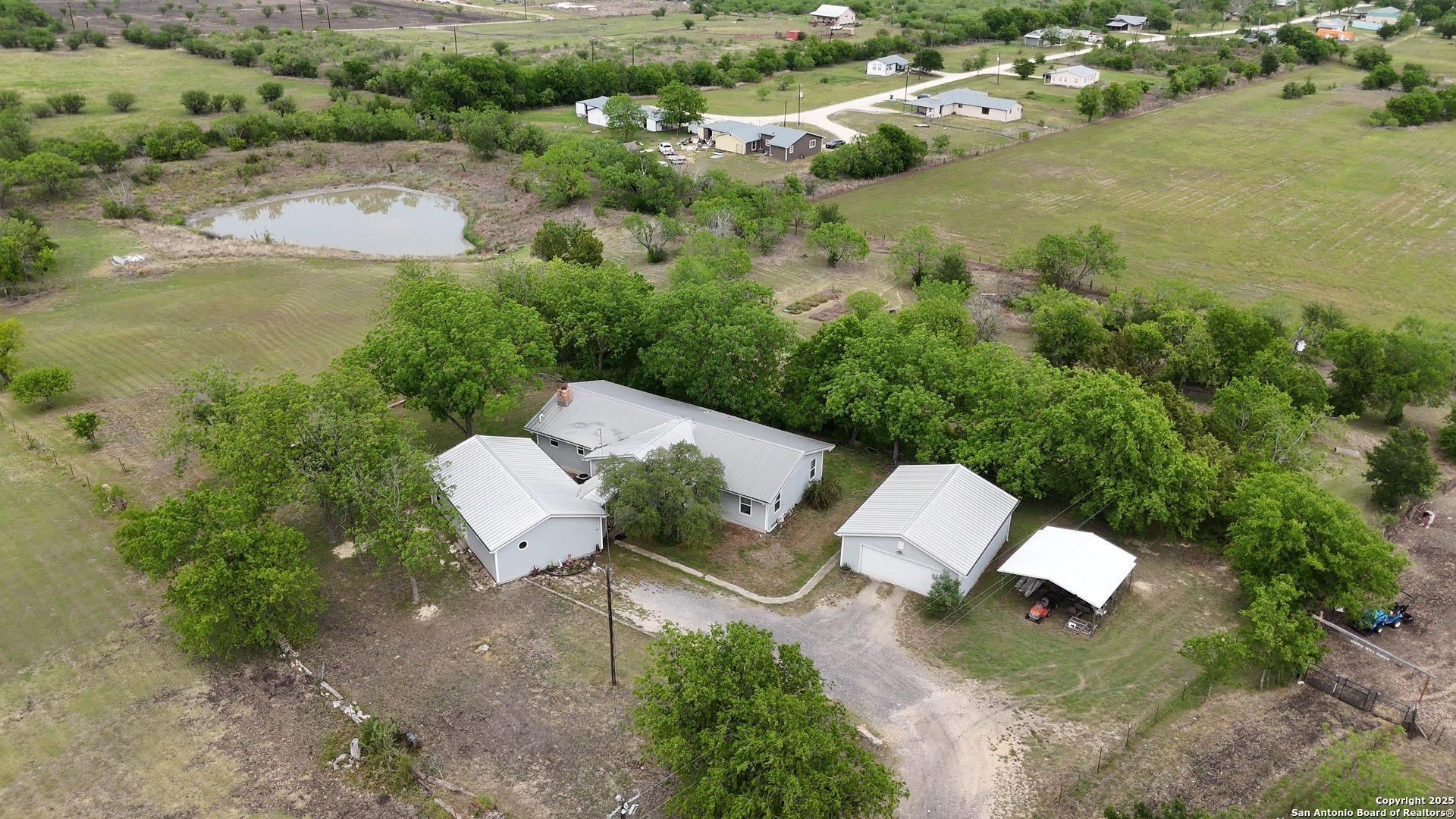 main property photo 43