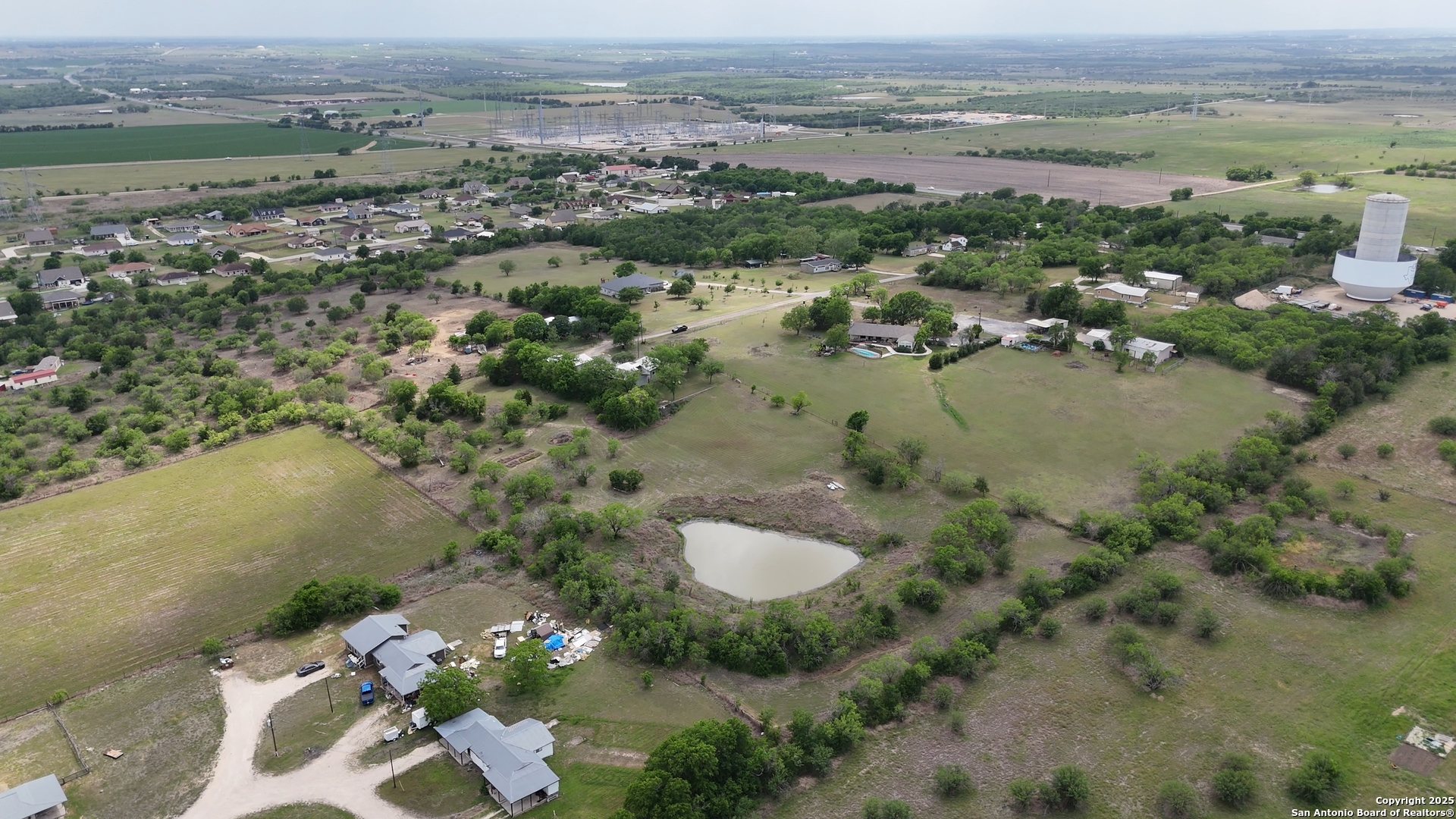 main property photo 44