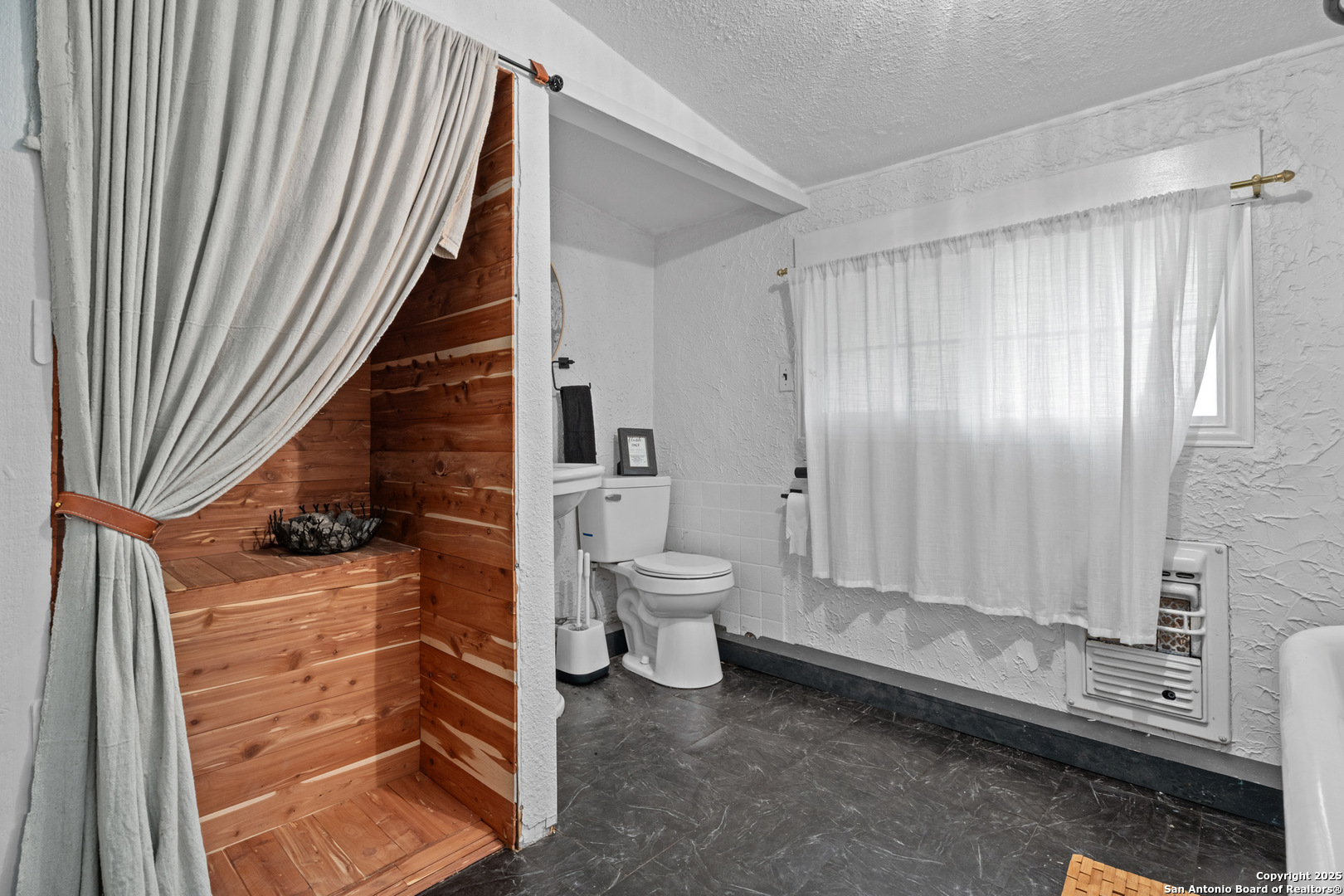 main property photo 72