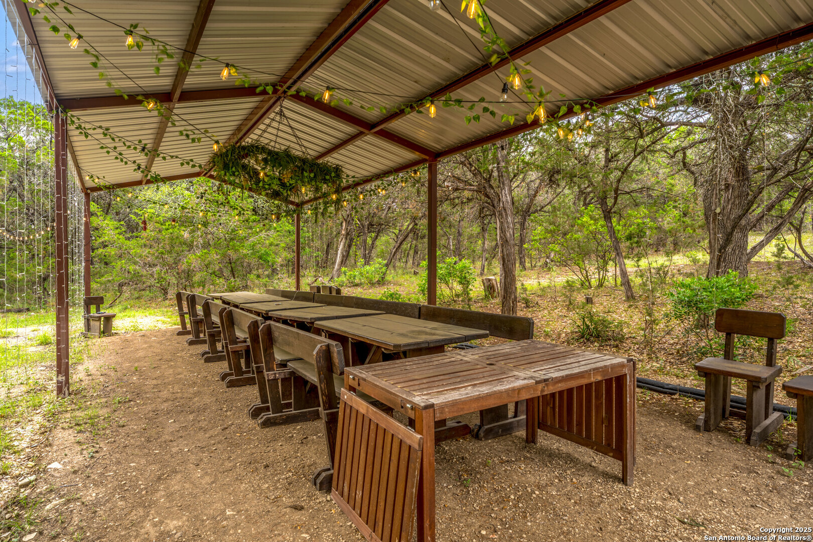 main property photo 89