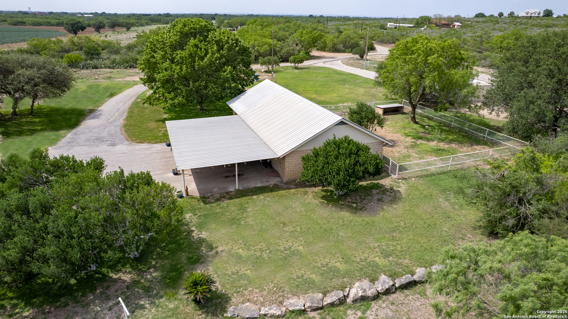 main property photo 43