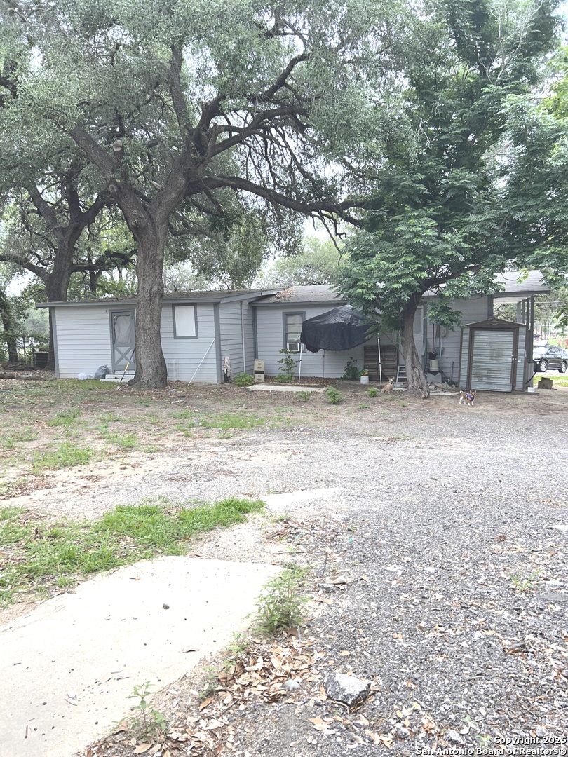 main property photo 4