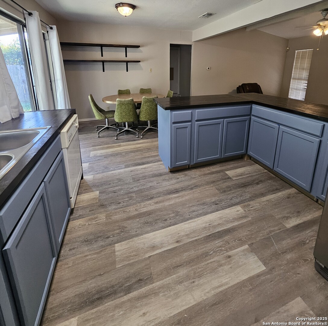 property viewer photo 11