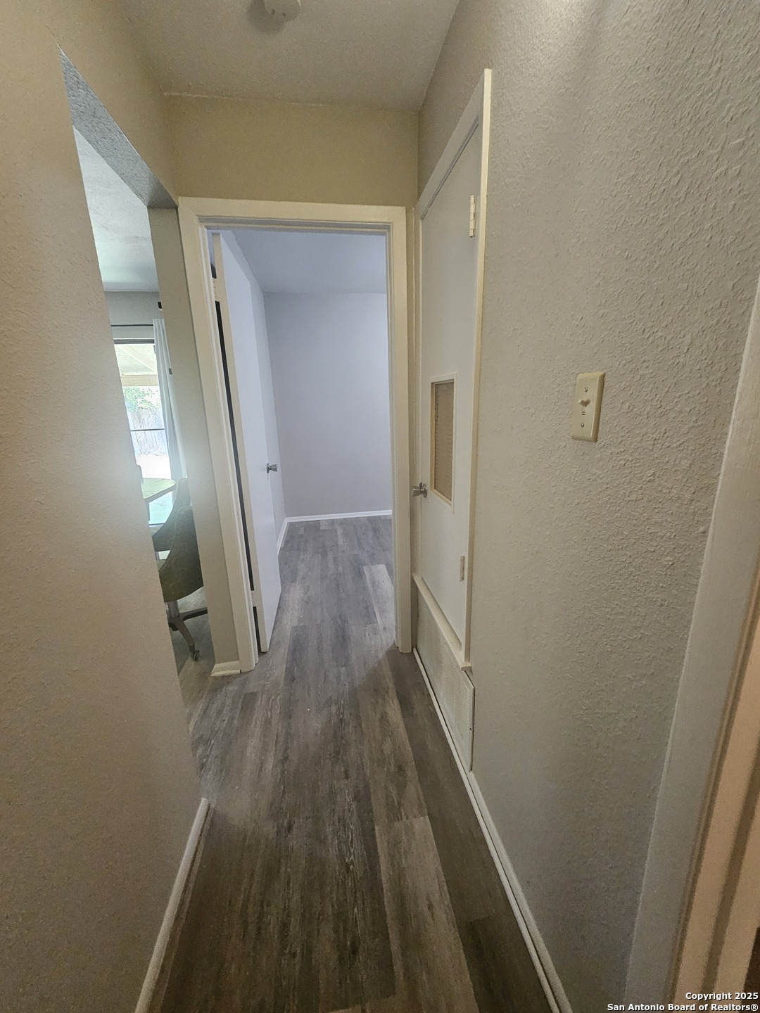 property viewer photo 20