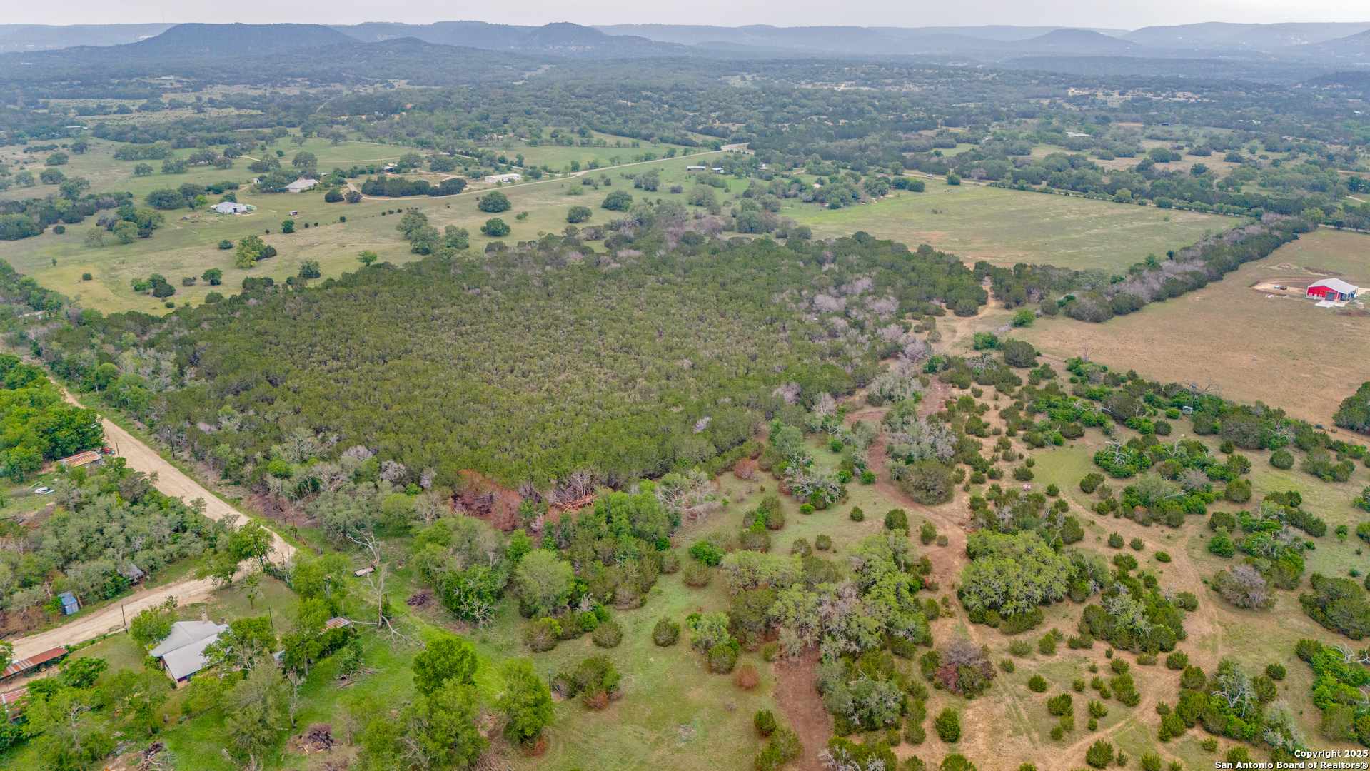 main property photo 16