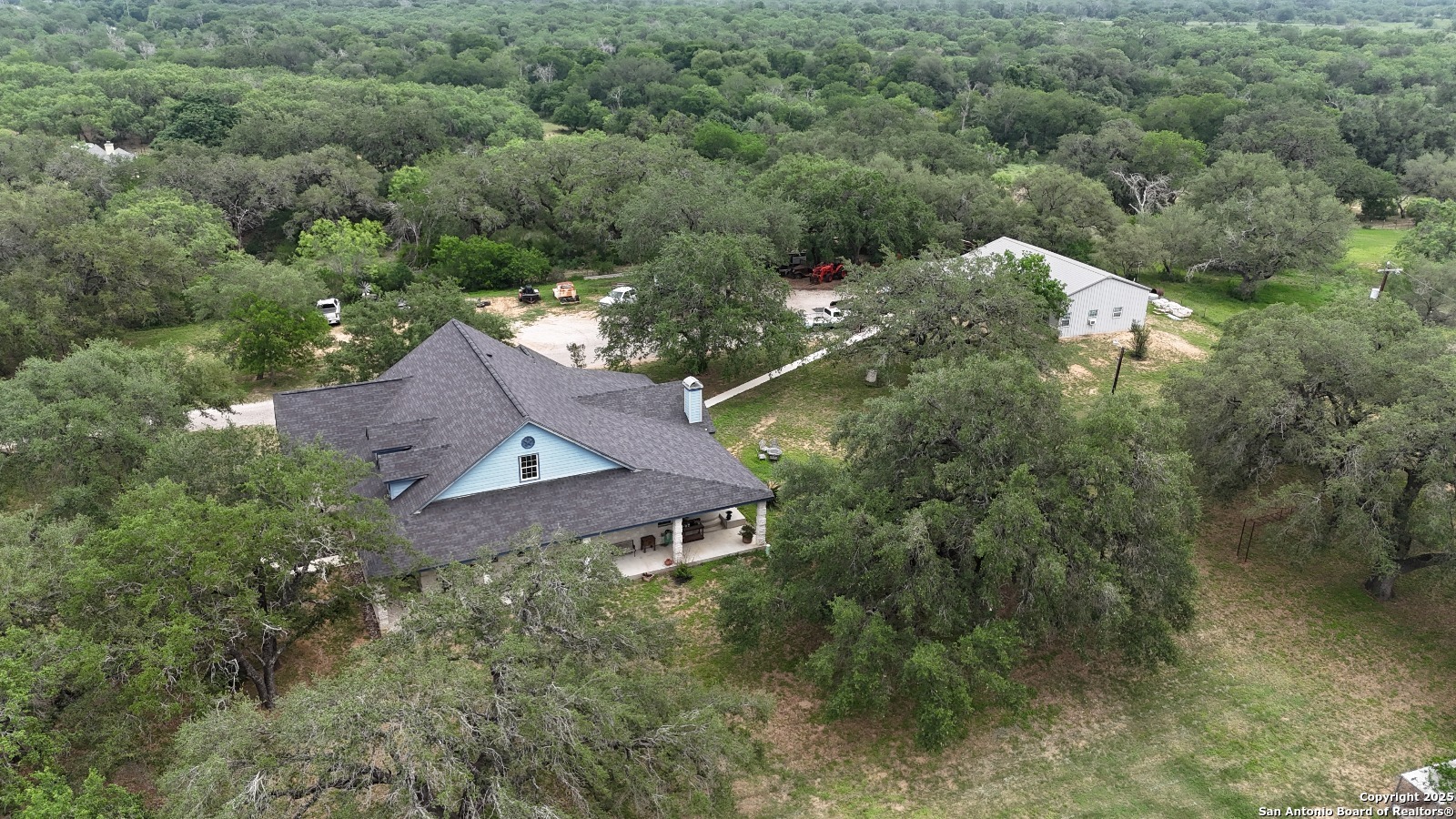 main property photo 41